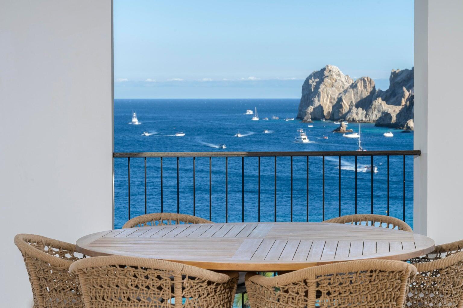 HACIENDA PHASE 2, 1Homes Cabo, 2 BD + DEN