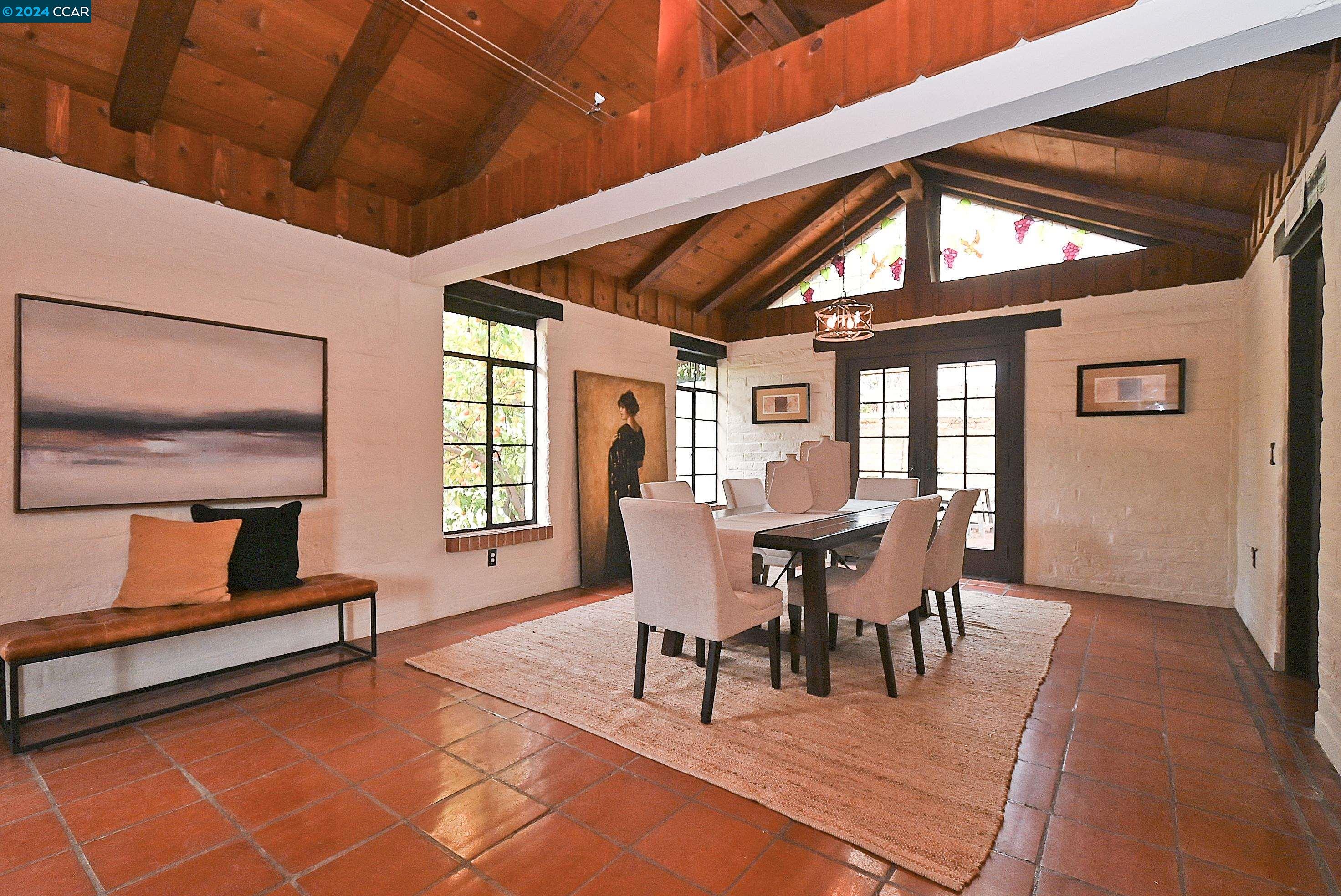 490 LA VISTA ROAD