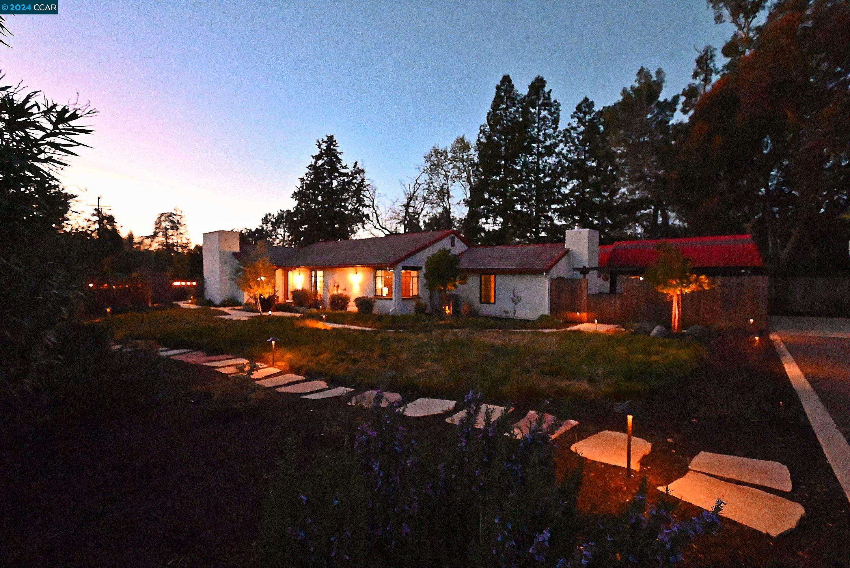 490 LA VISTA ROAD