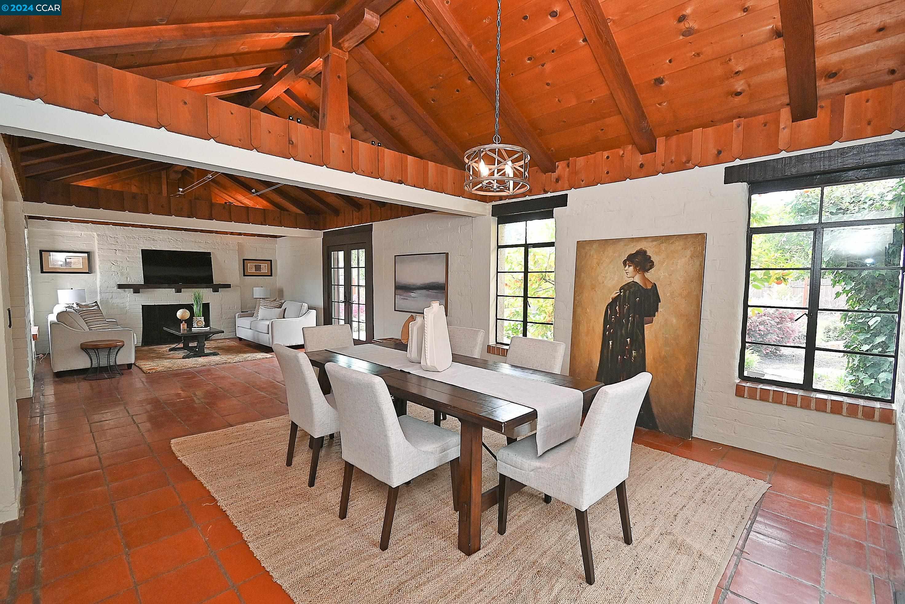 490 LA VISTA ROAD
