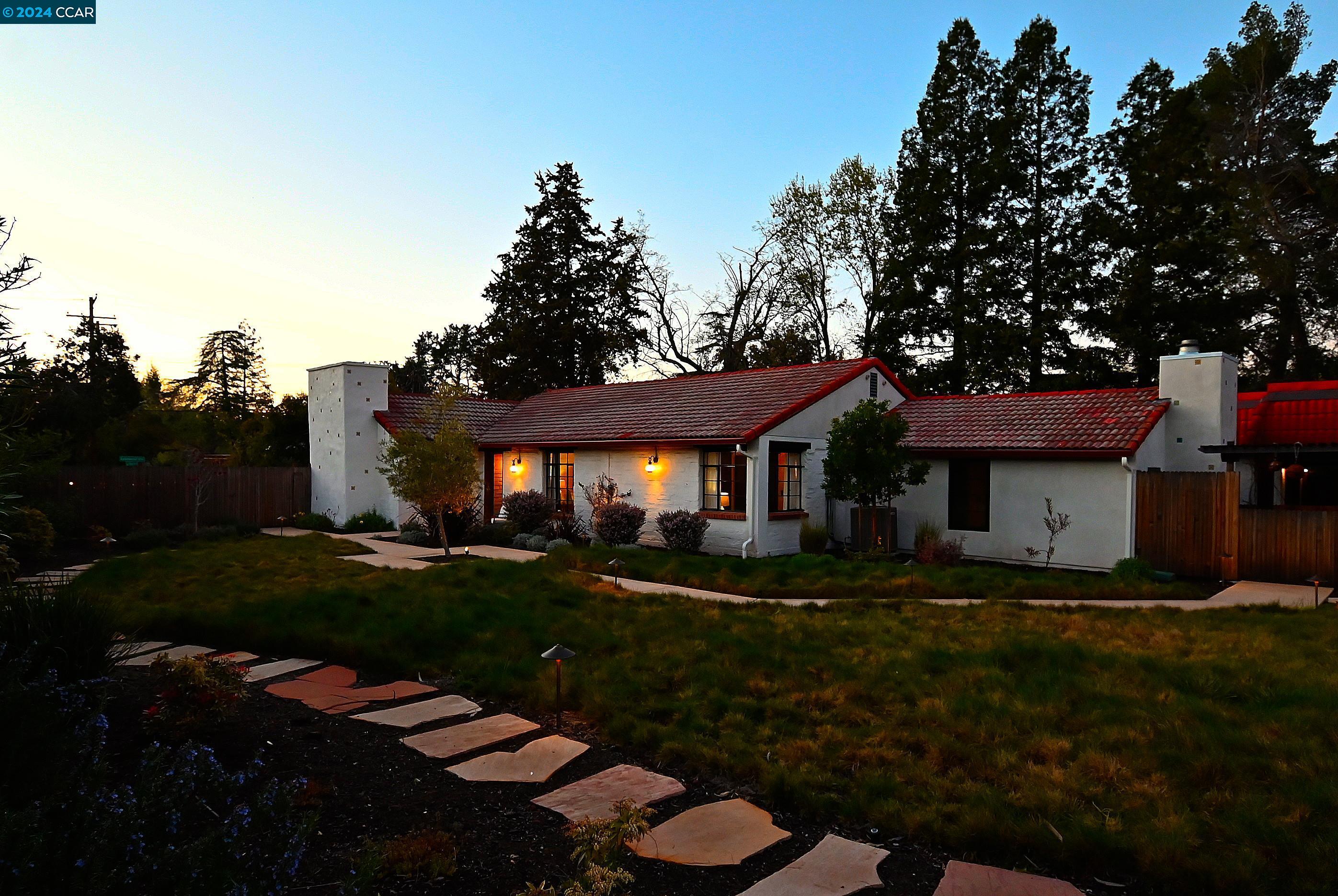 490 LA VISTA ROAD