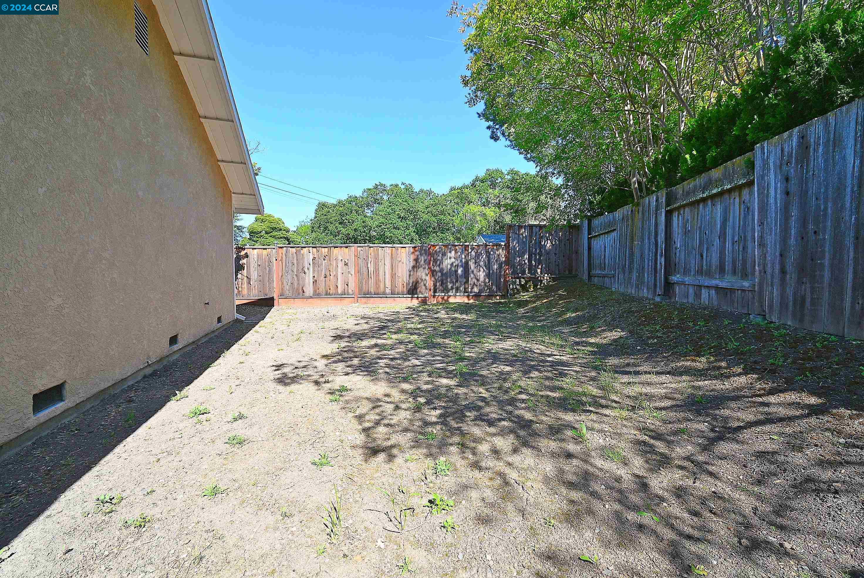 1062 BELLAMY CT