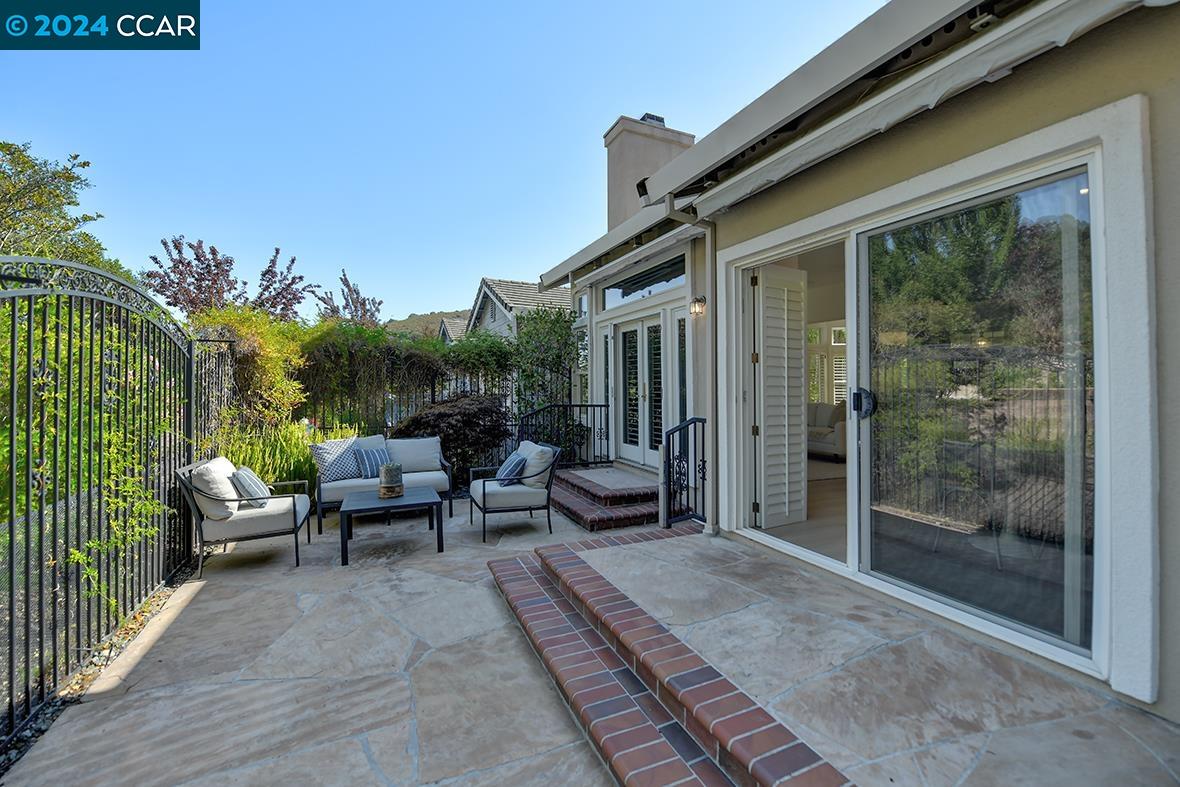 6317 Horsemans Canyon Dr