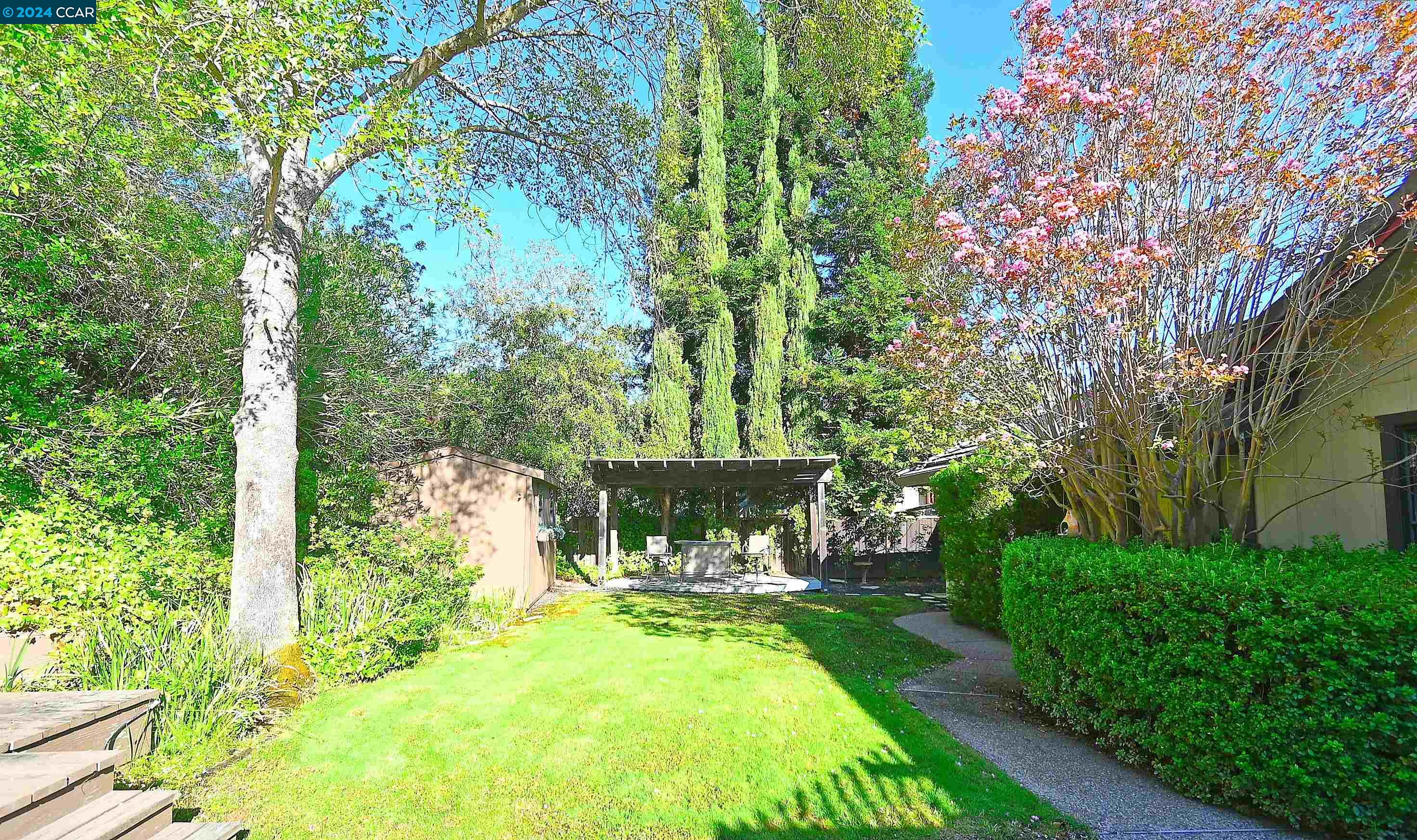 223 TIBURON CT