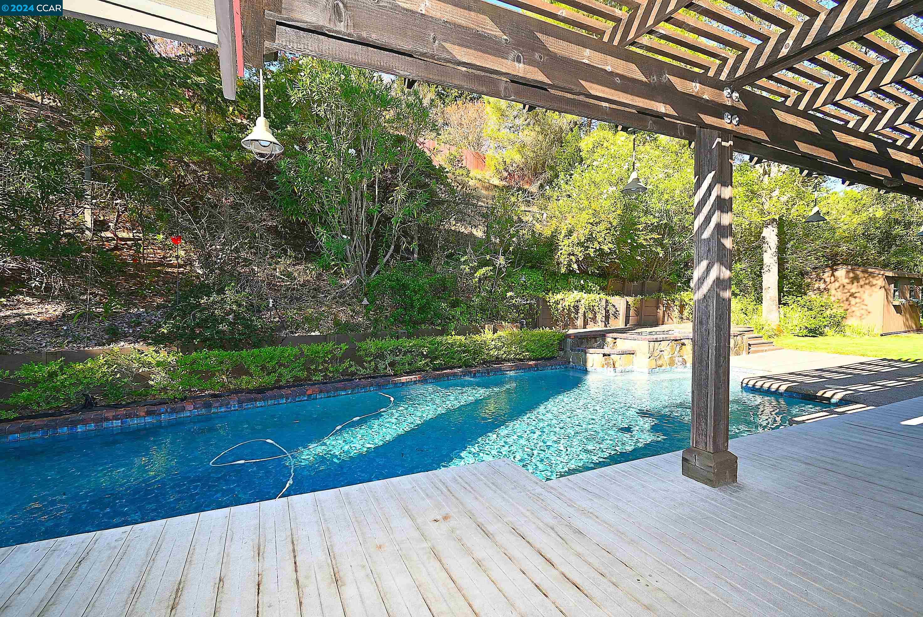 223 TIBURON CT