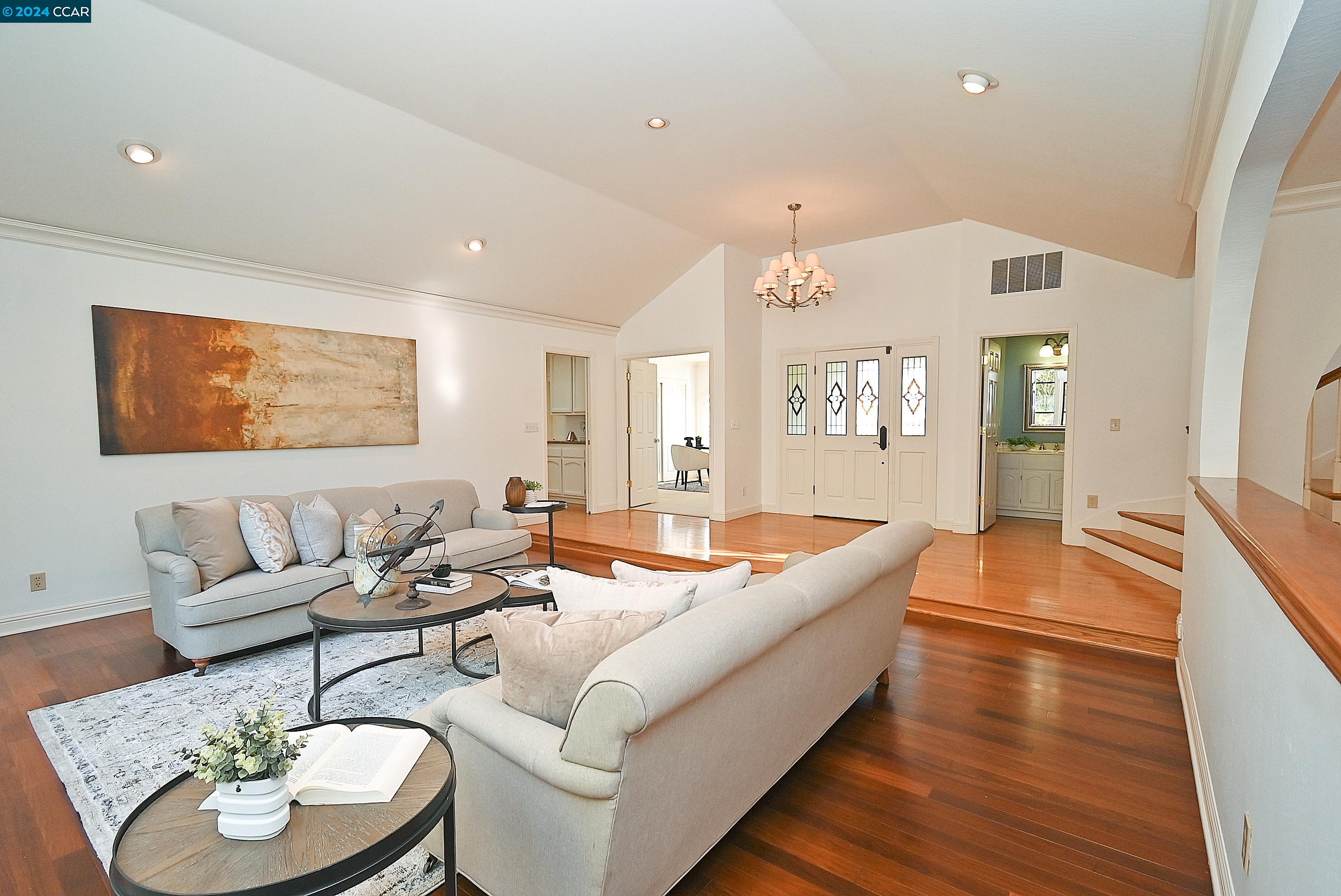 223 TIBURON CT