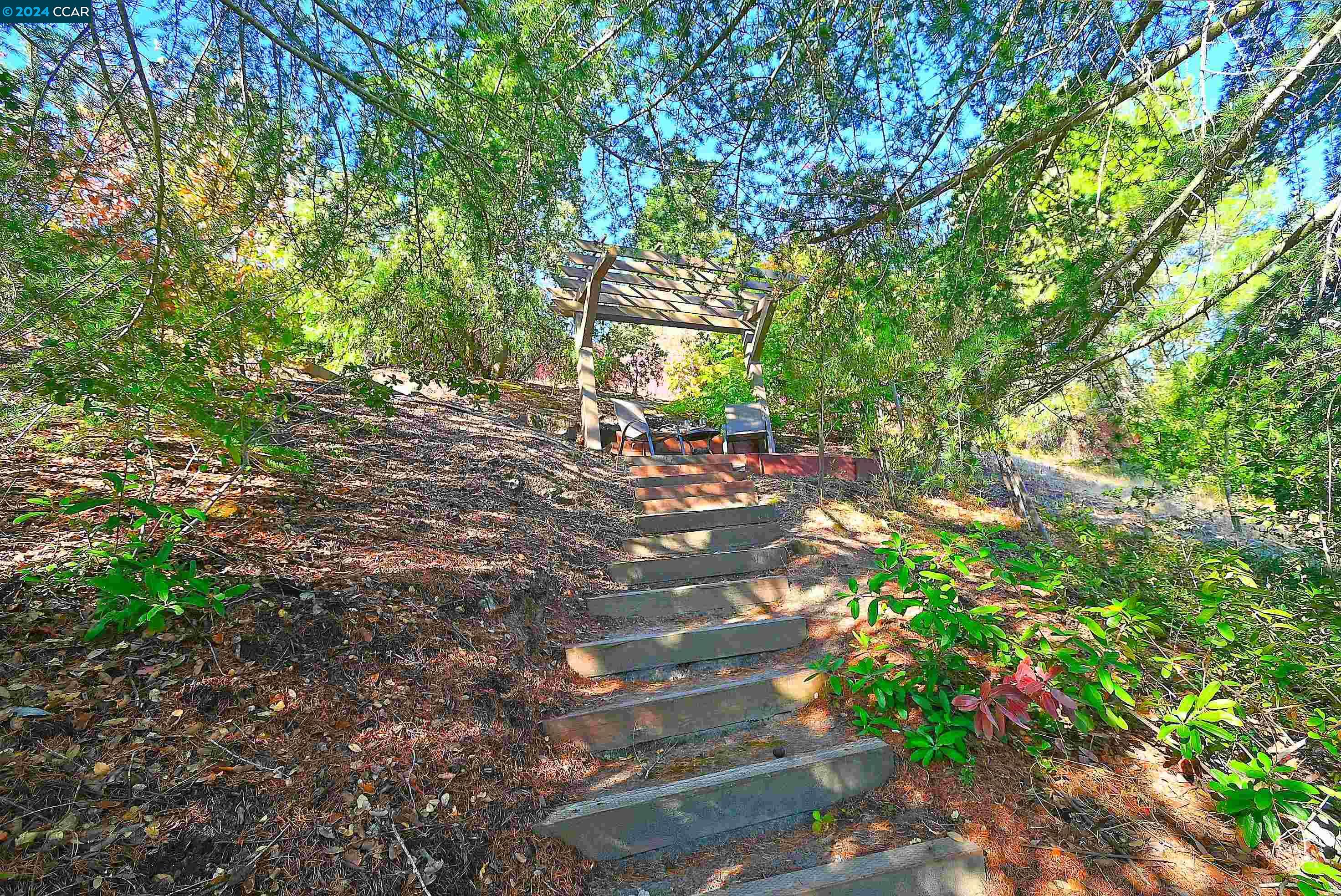 223 TIBURON CT