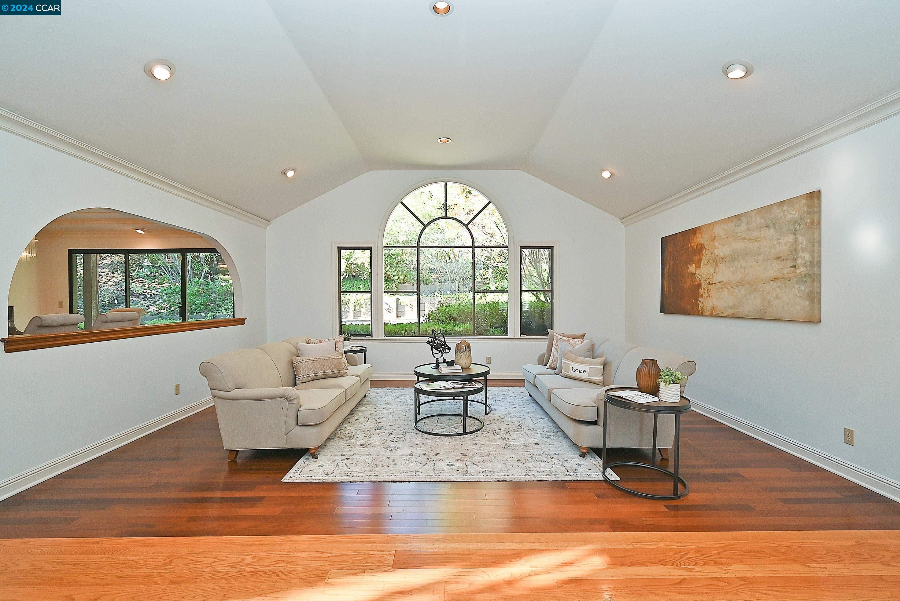 223 TIBURON CT