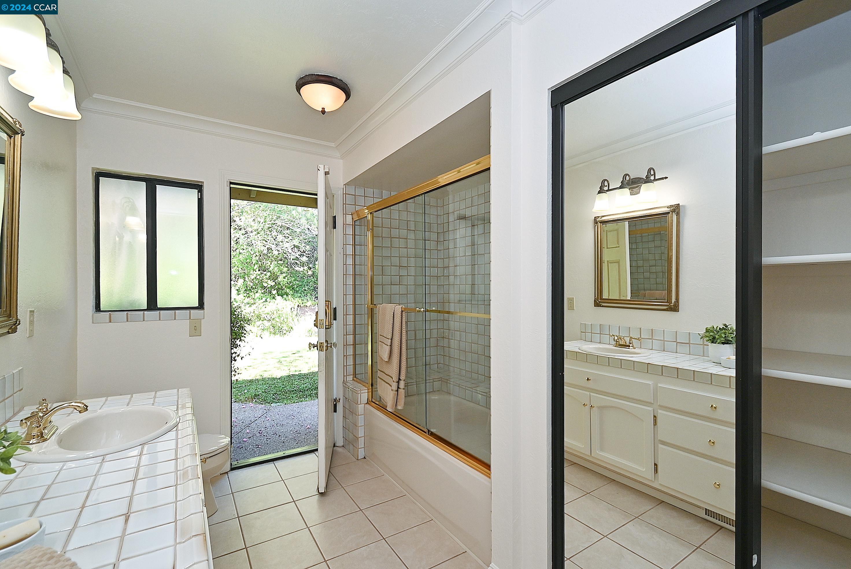 223 TIBURON CT