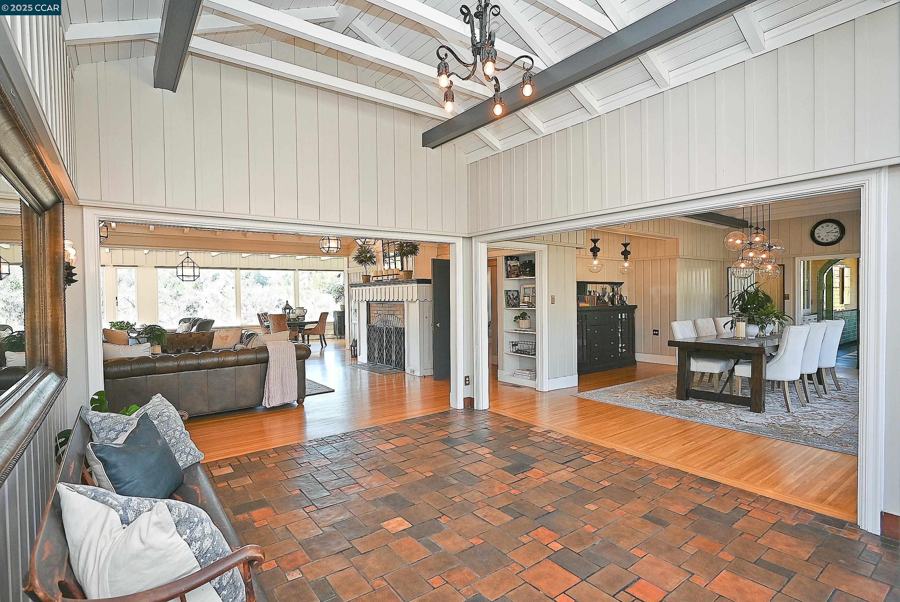 2420 TICE VALLEY BLVD