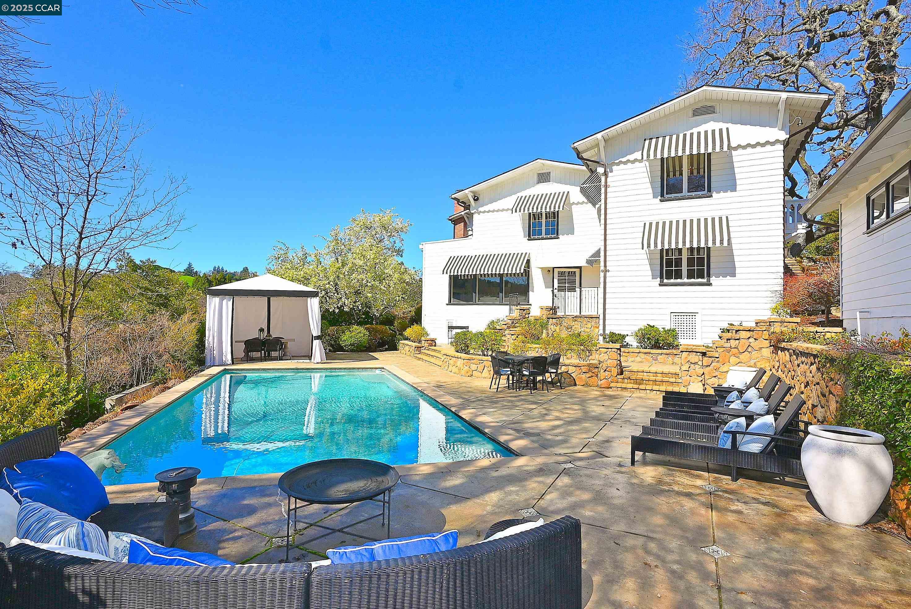 2420 TICE VALLEY BLVD