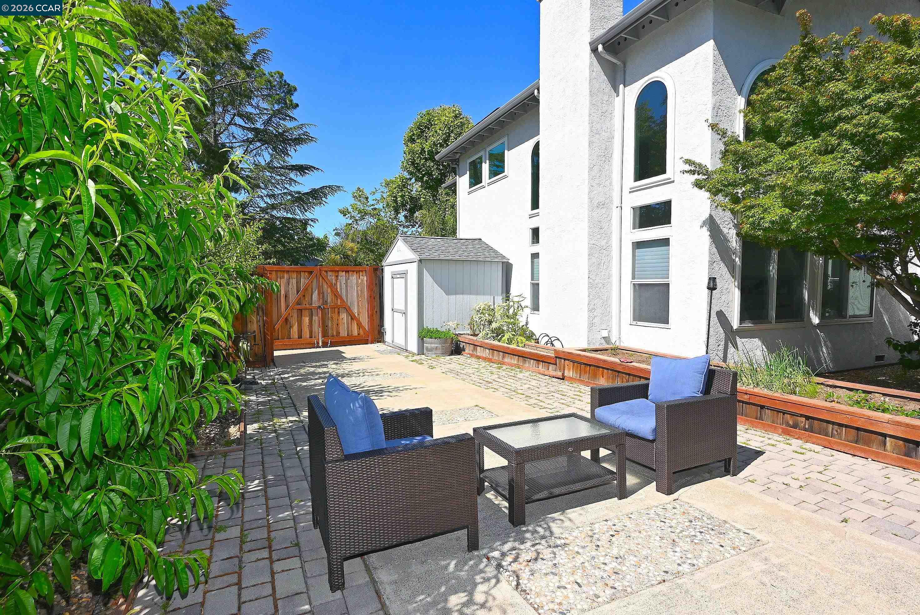 35 Harmony Ln