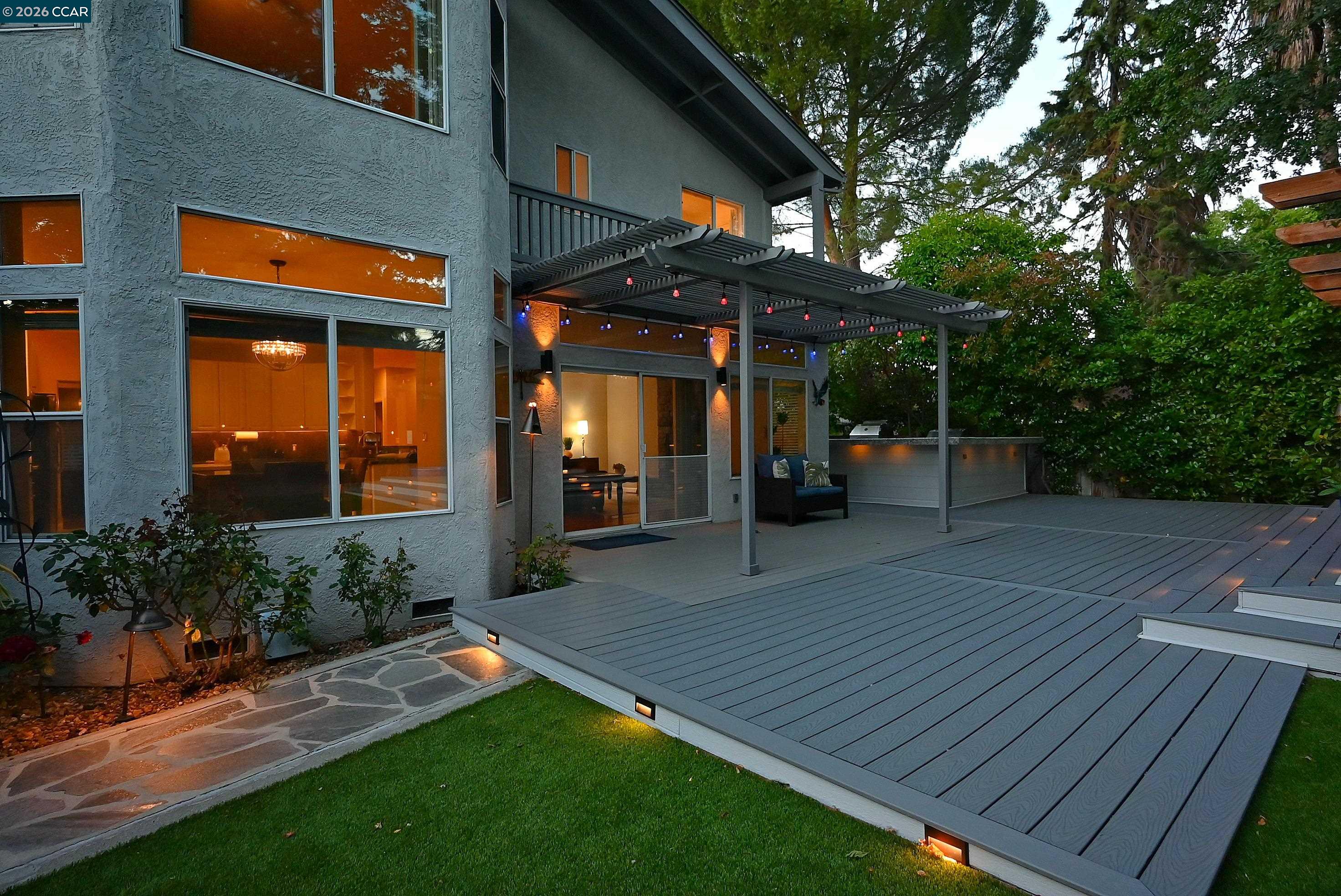 35 Harmony Ln
