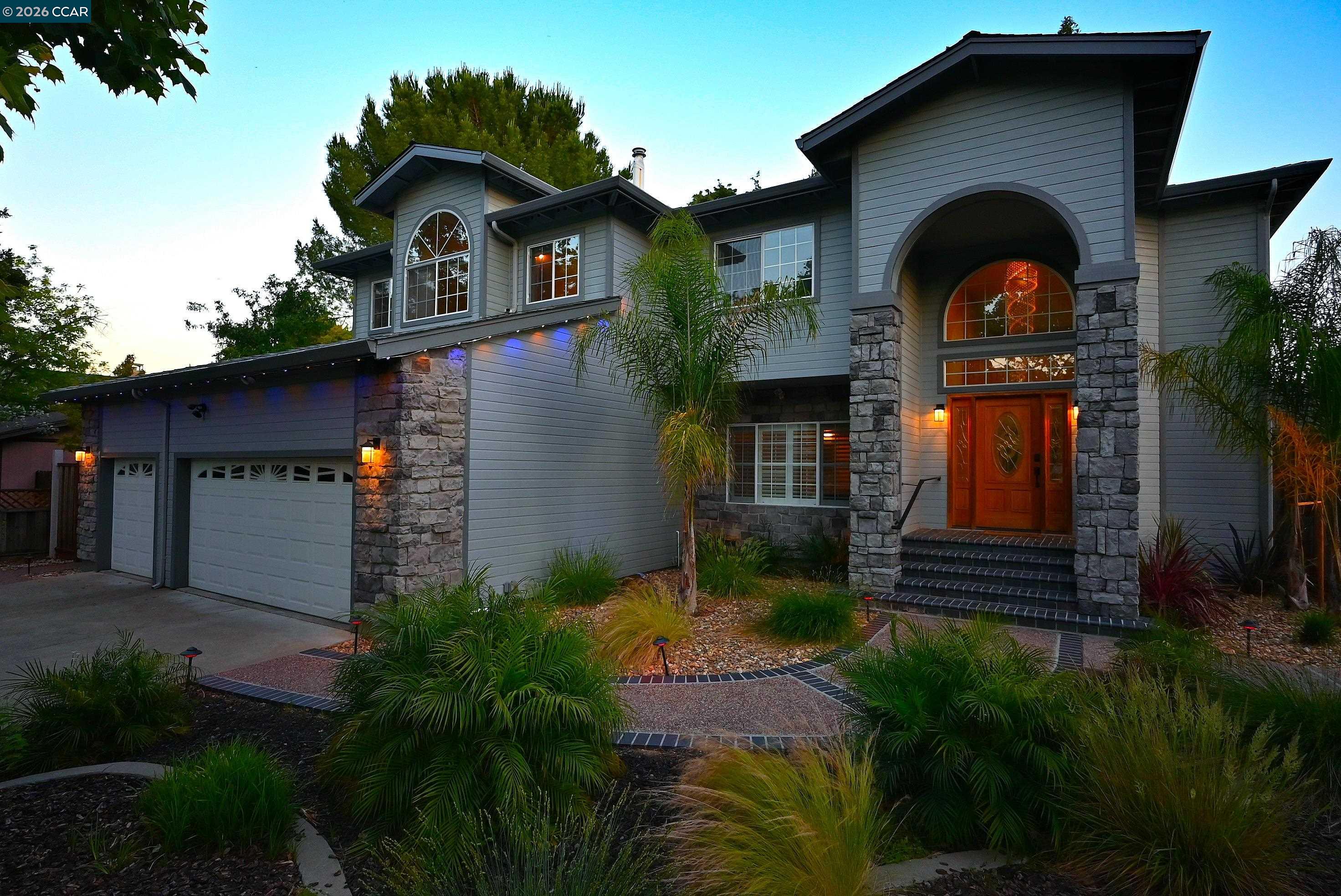 35 Harmony Ln
