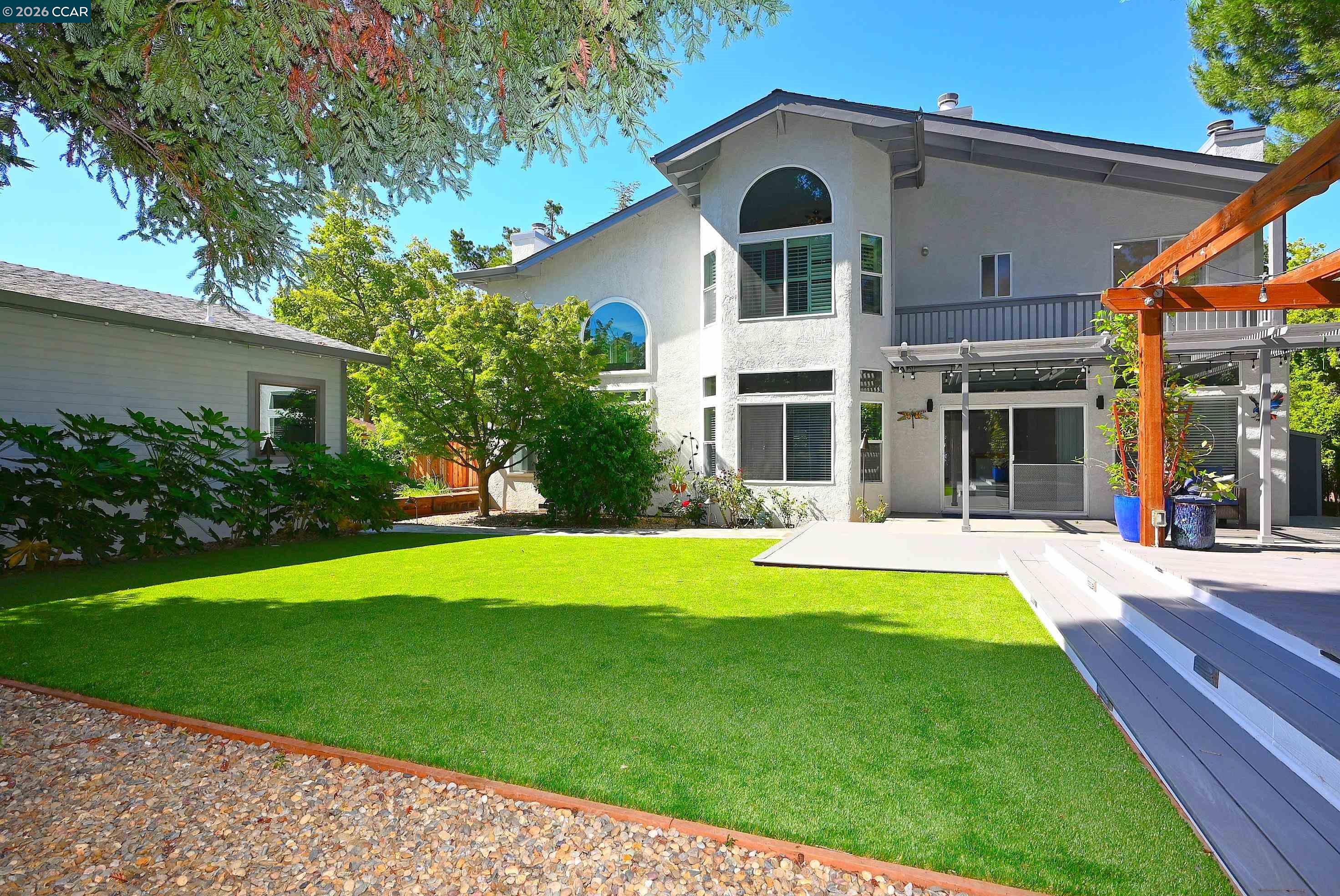 35 Harmony Ln
