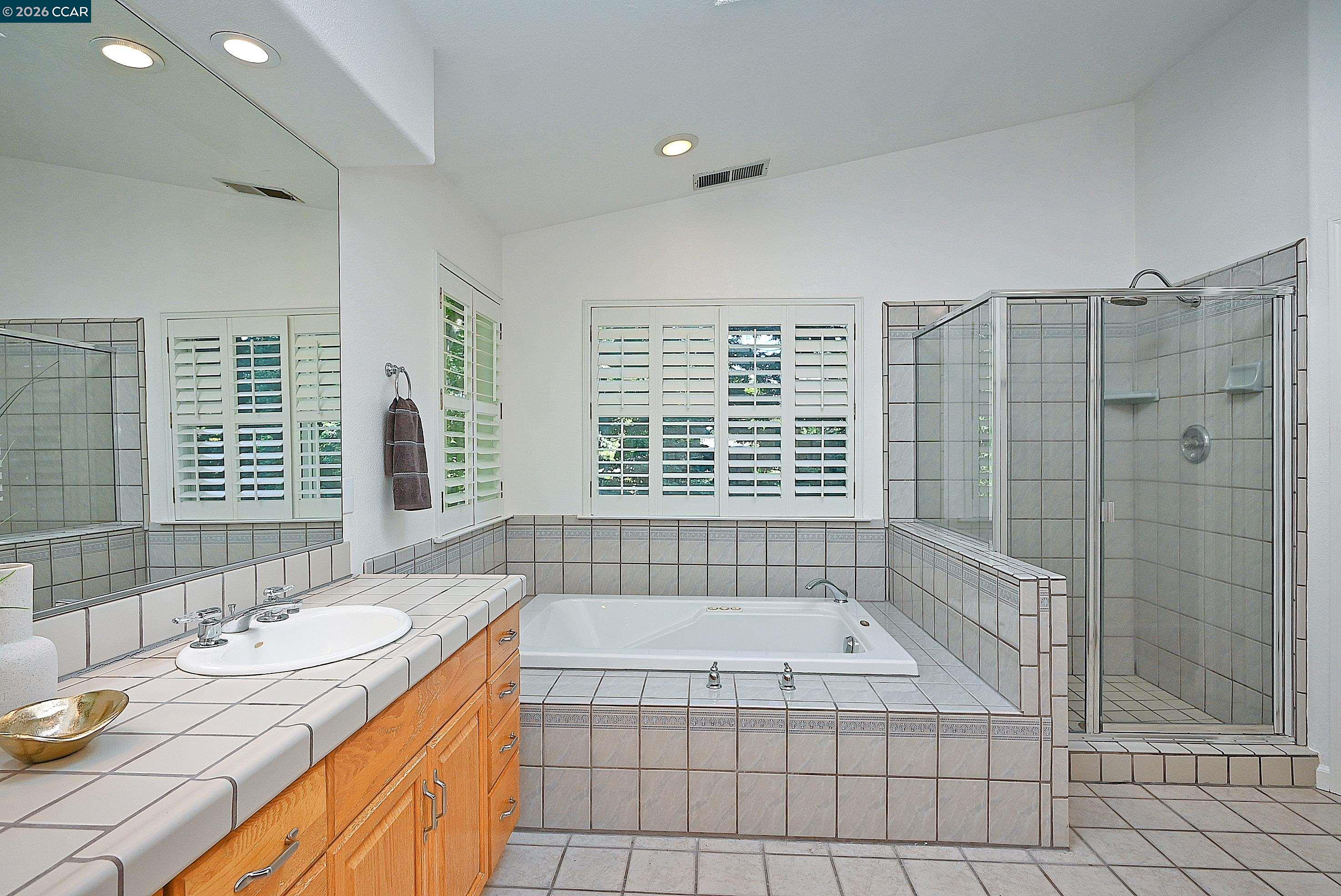 35 Harmony Ln