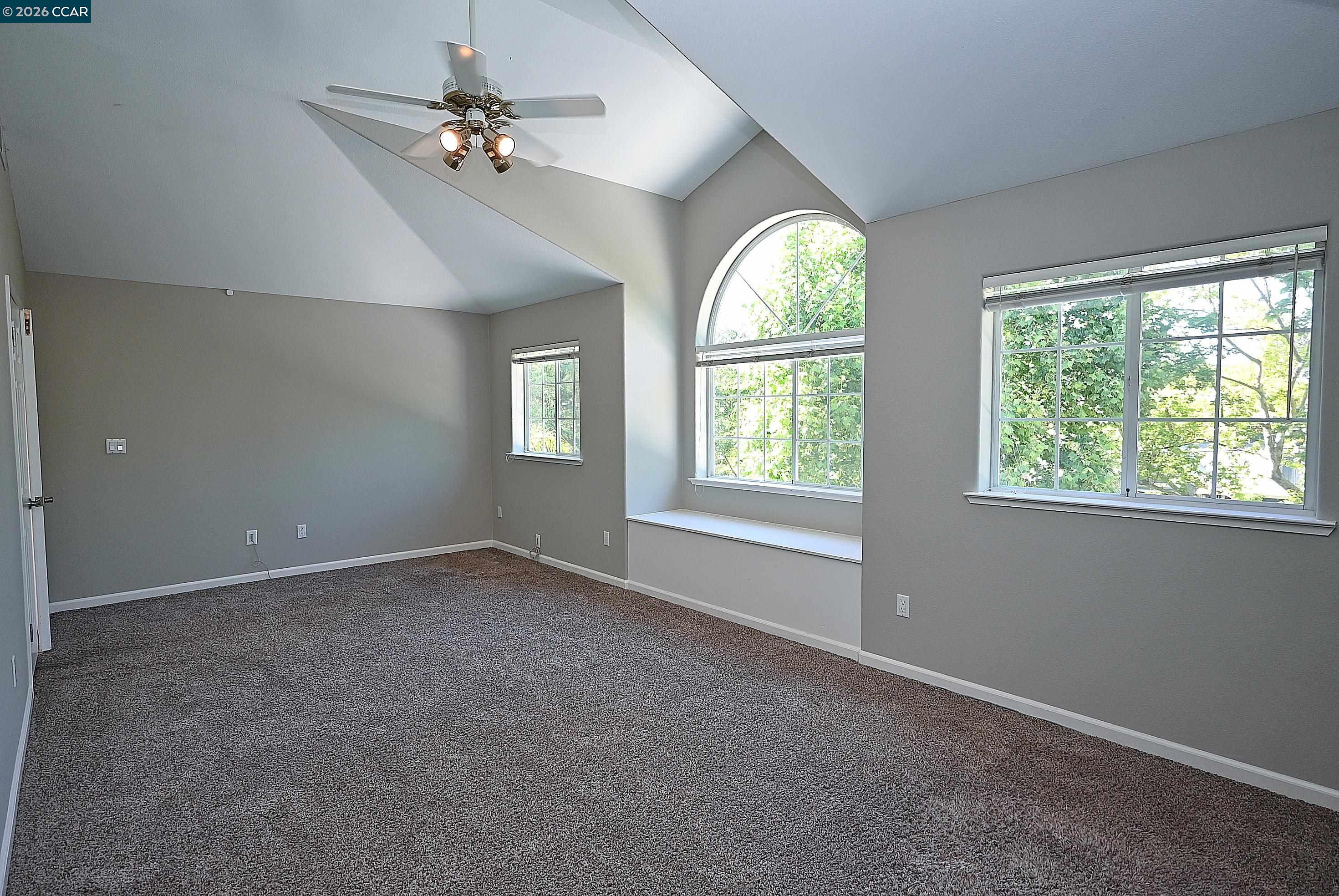 35 Harmony Ln