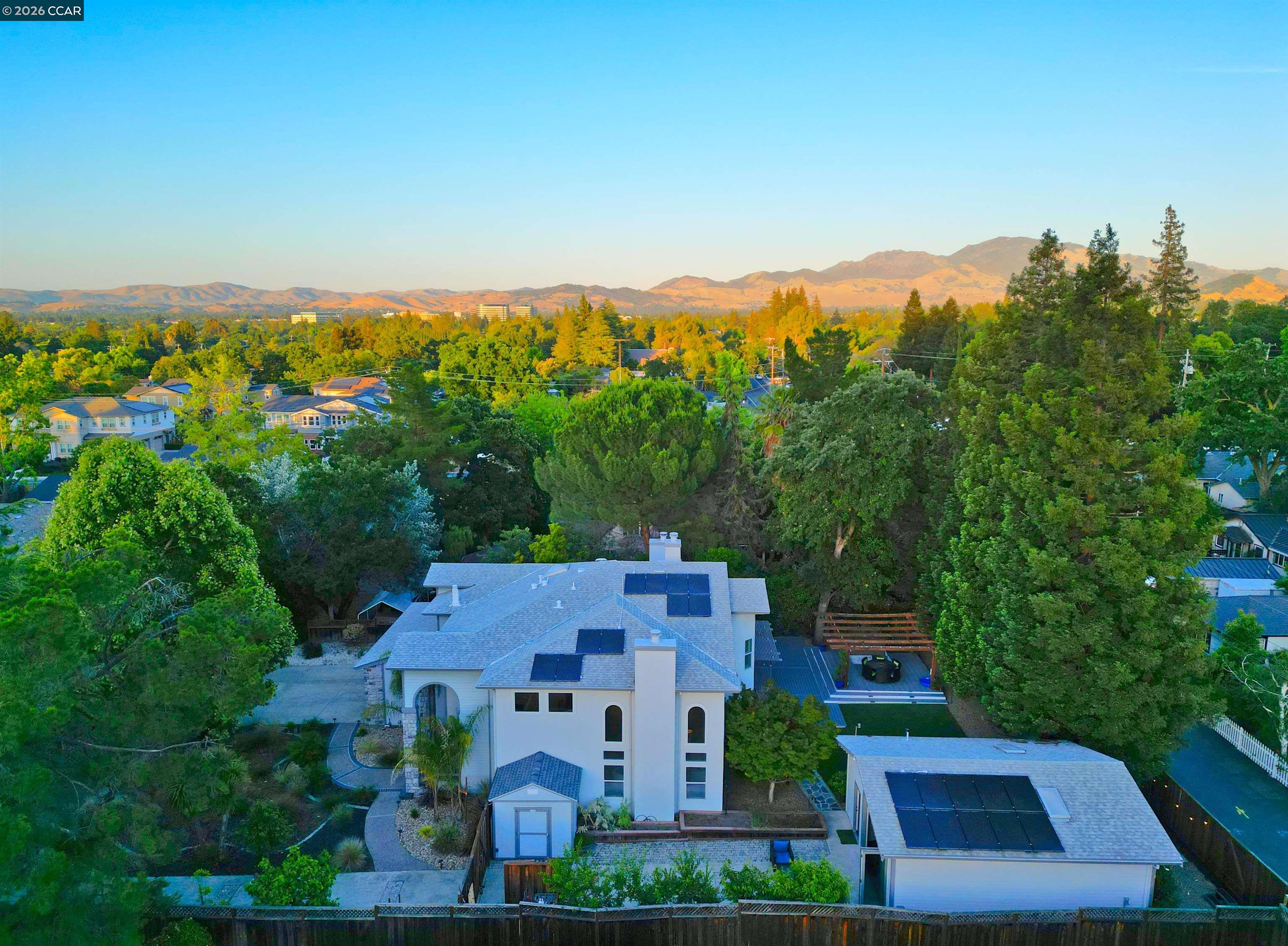 35 Harmony Ln