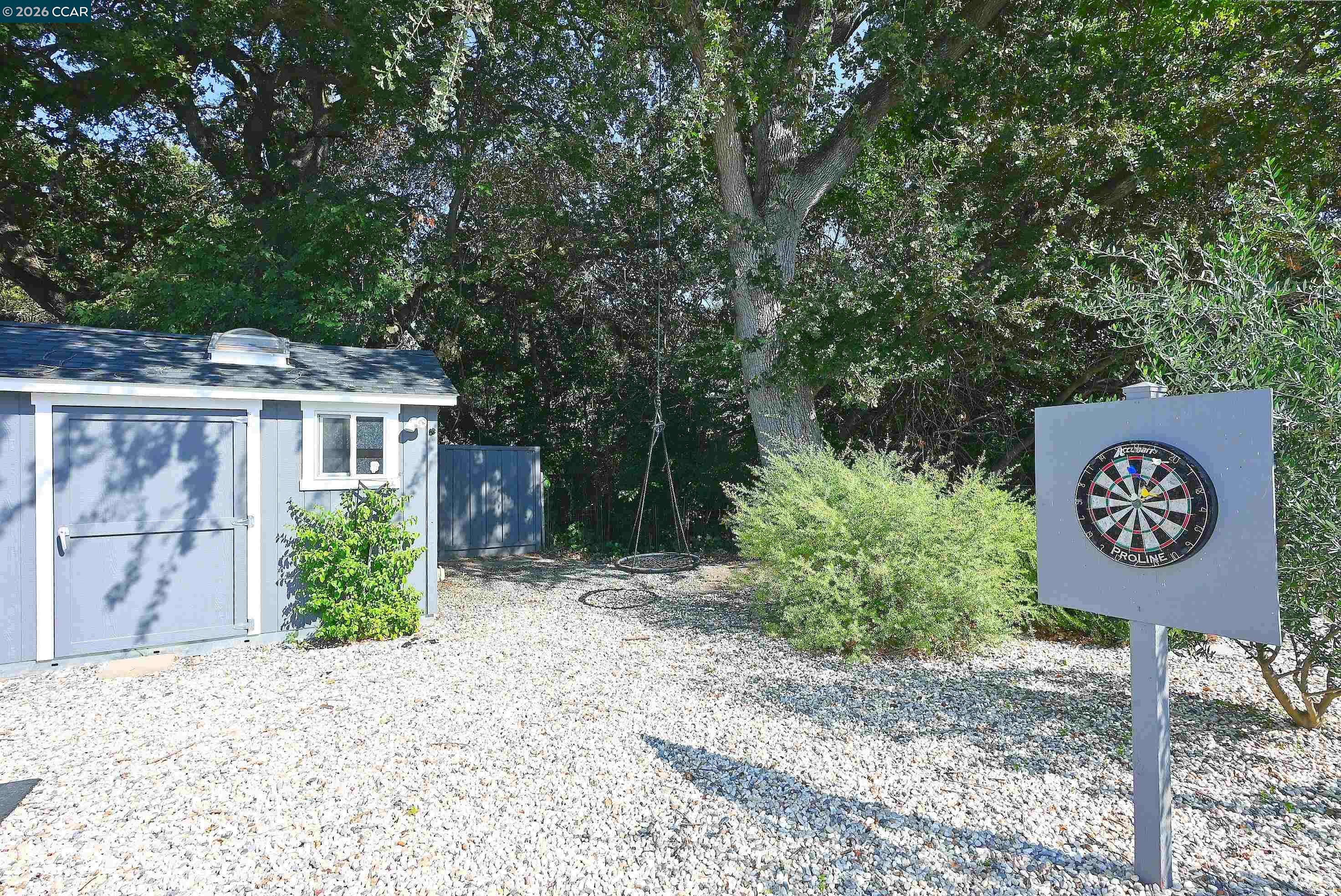 118 GLEN CT