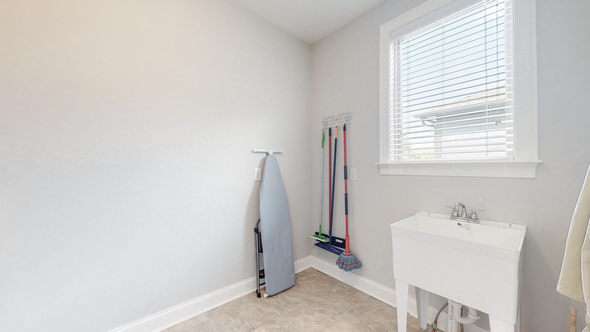 2355 Somerset Valley Dr