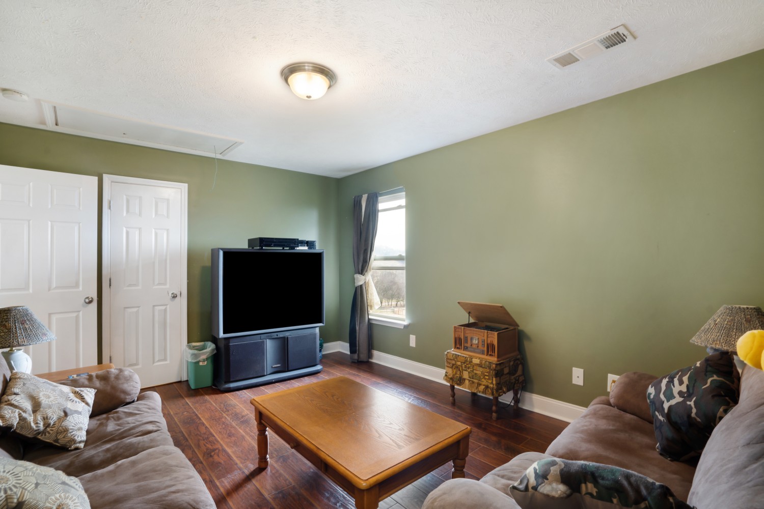 1979 Phinney Murphy Rd