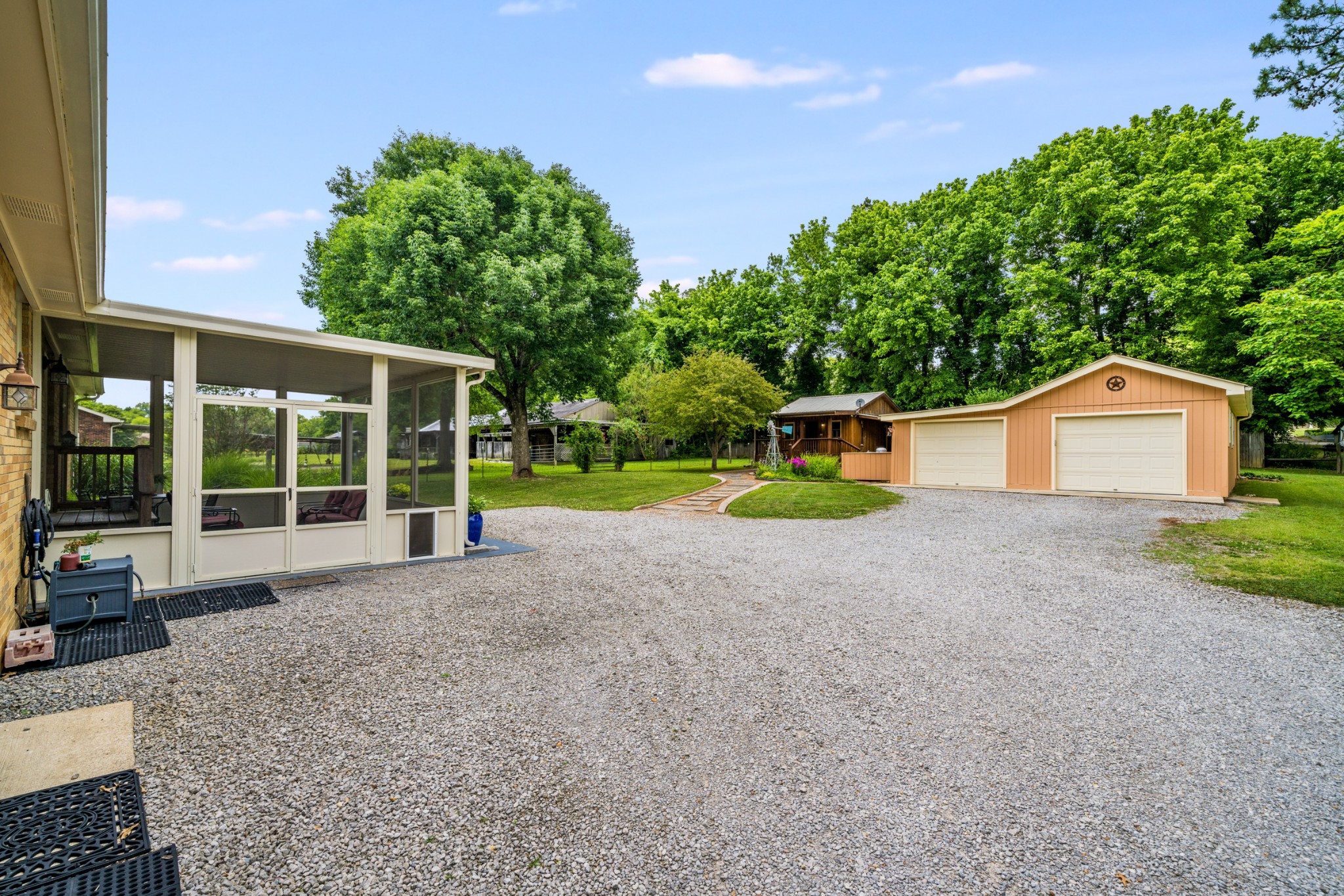 8304 Old Springfield Pike