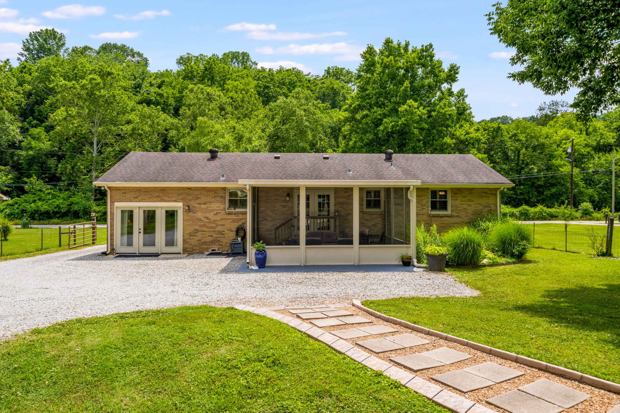 8304 Old Springfield Pike