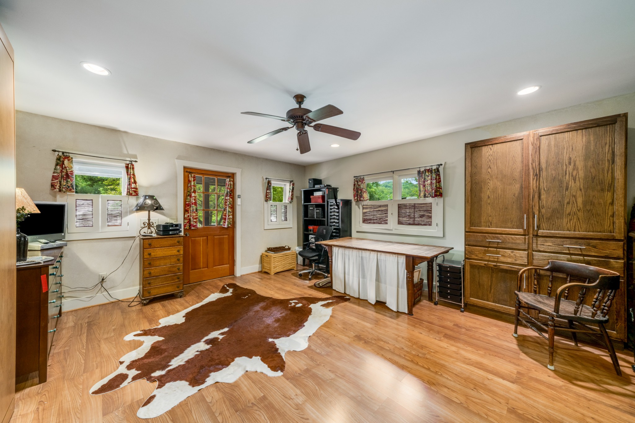 8304 Old Springfield Pike