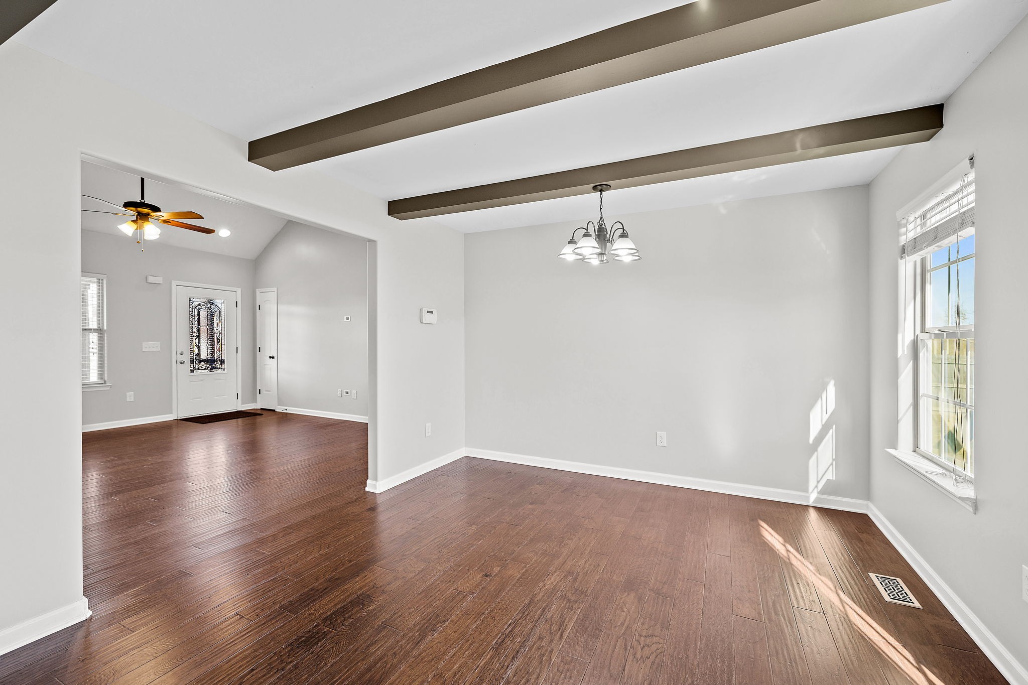 5807 Villa Way