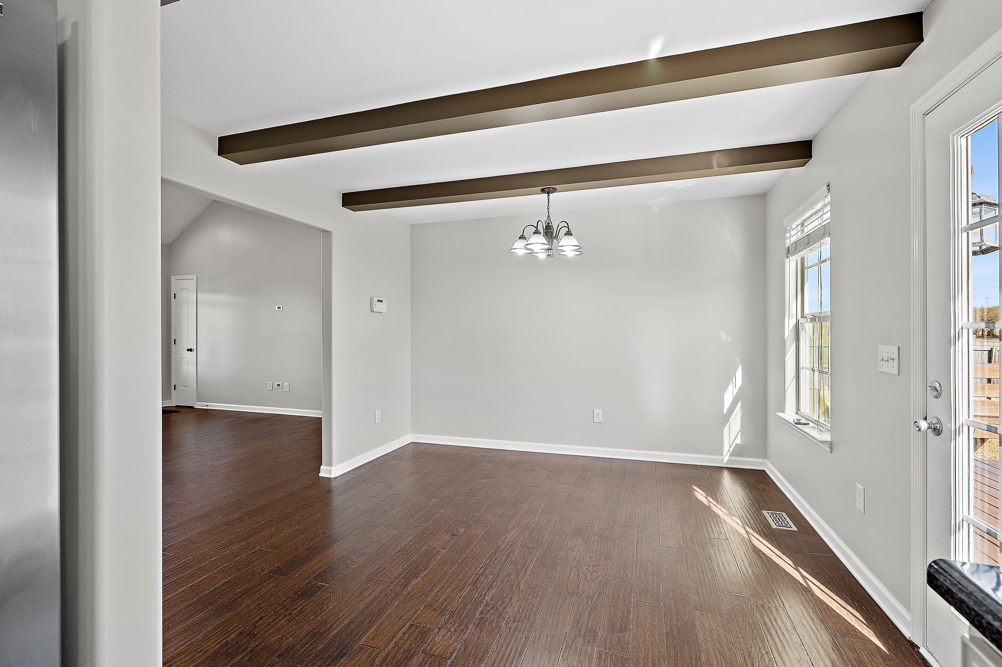 5807 Villa Way