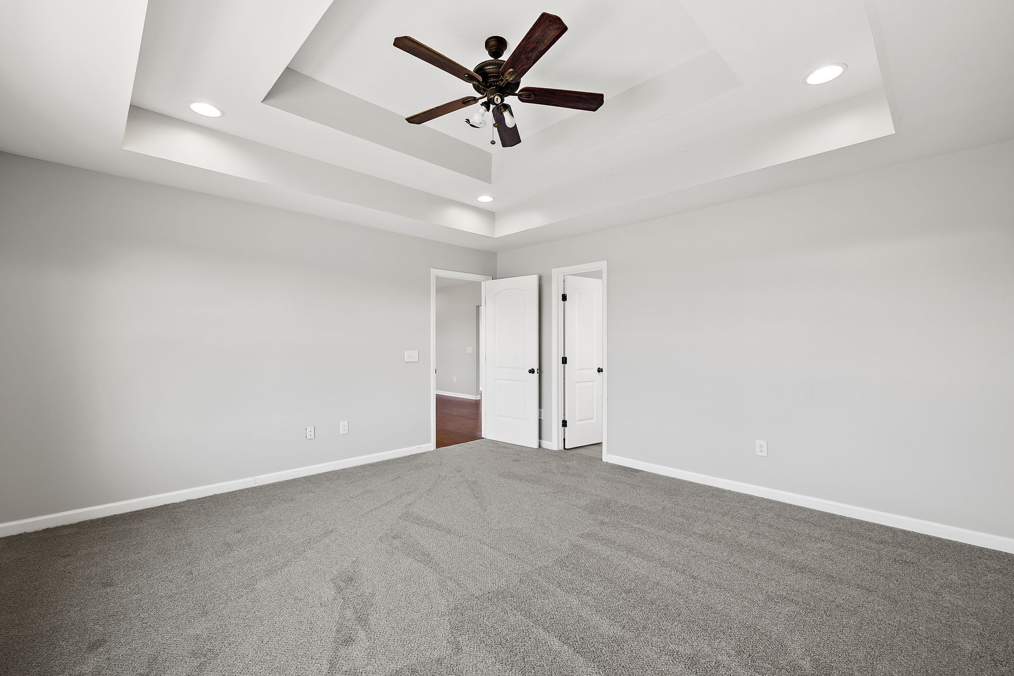 5807 Villa Way