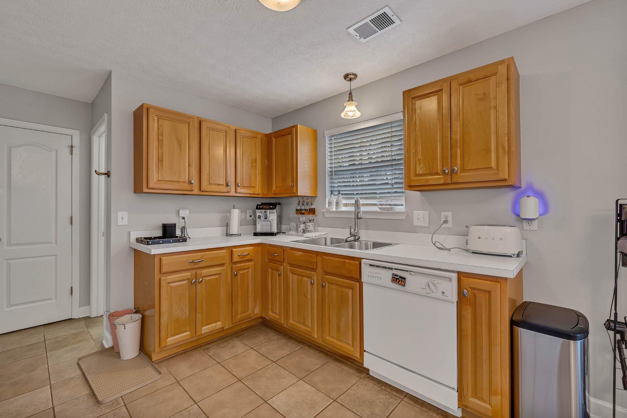 3149 Winberry Dr