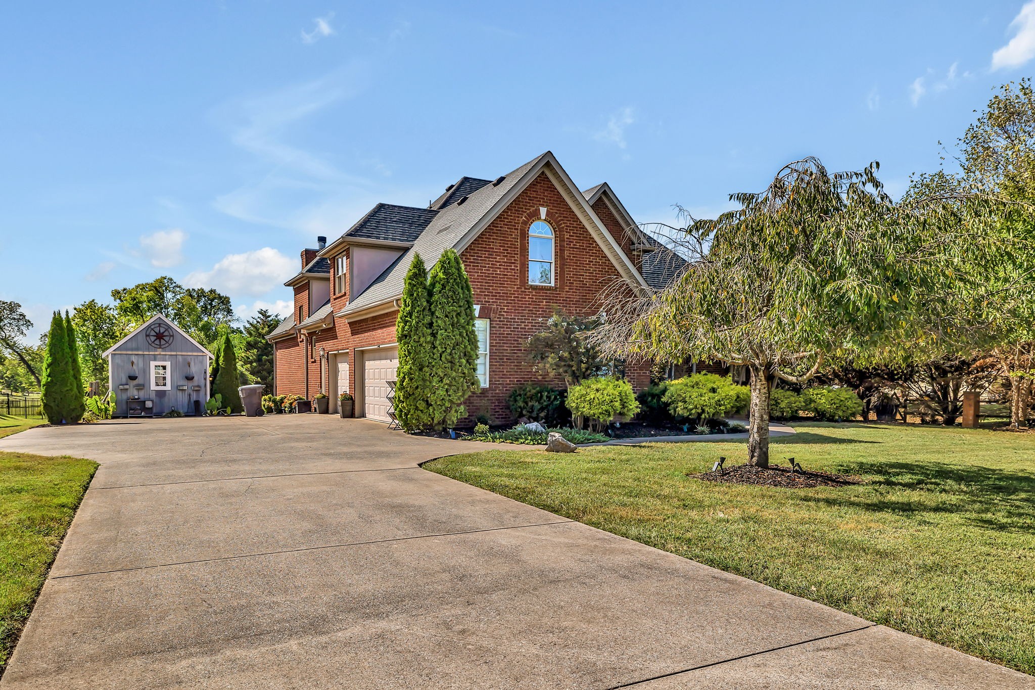 1015 Warrior Dr