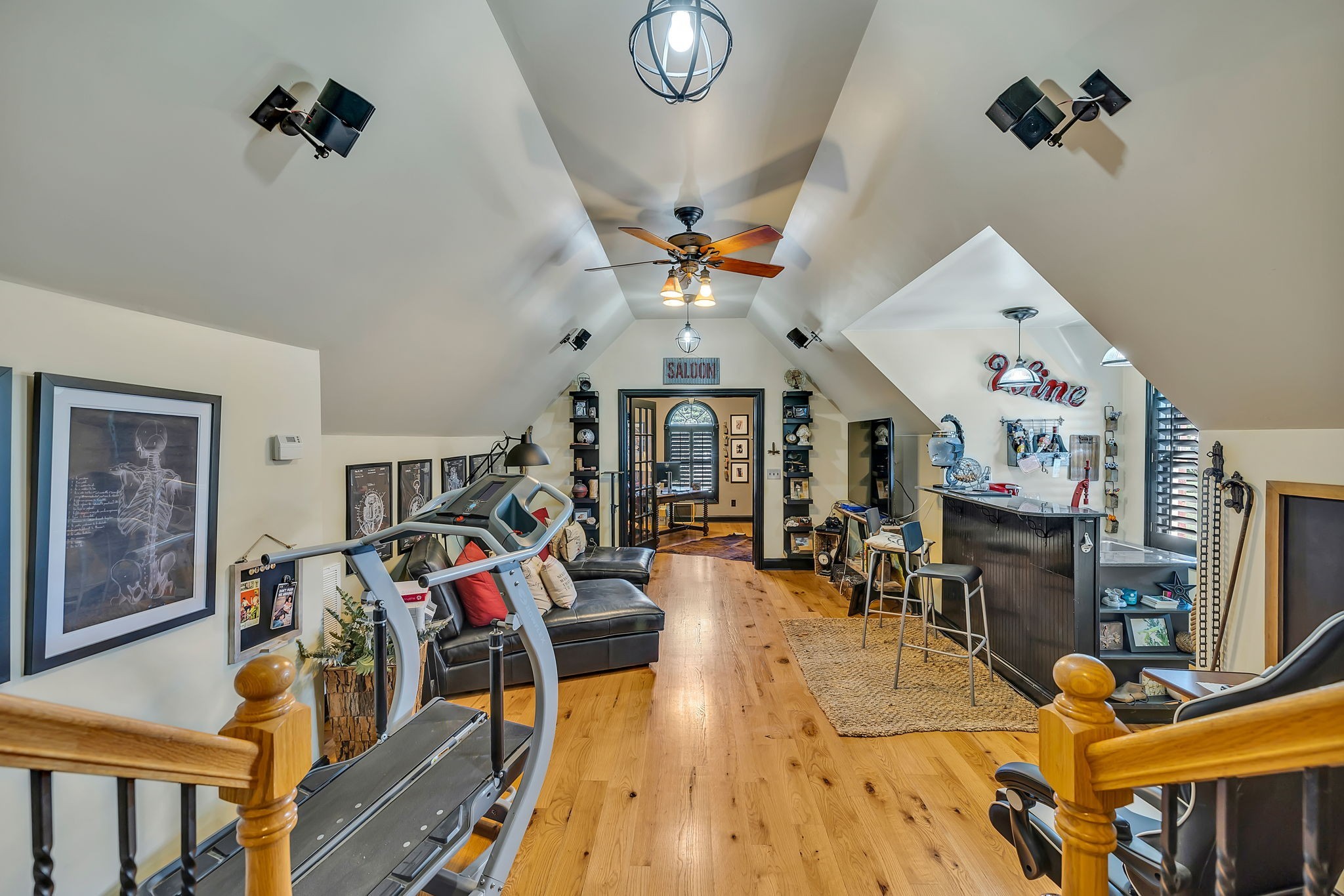 1015 Warrior Dr