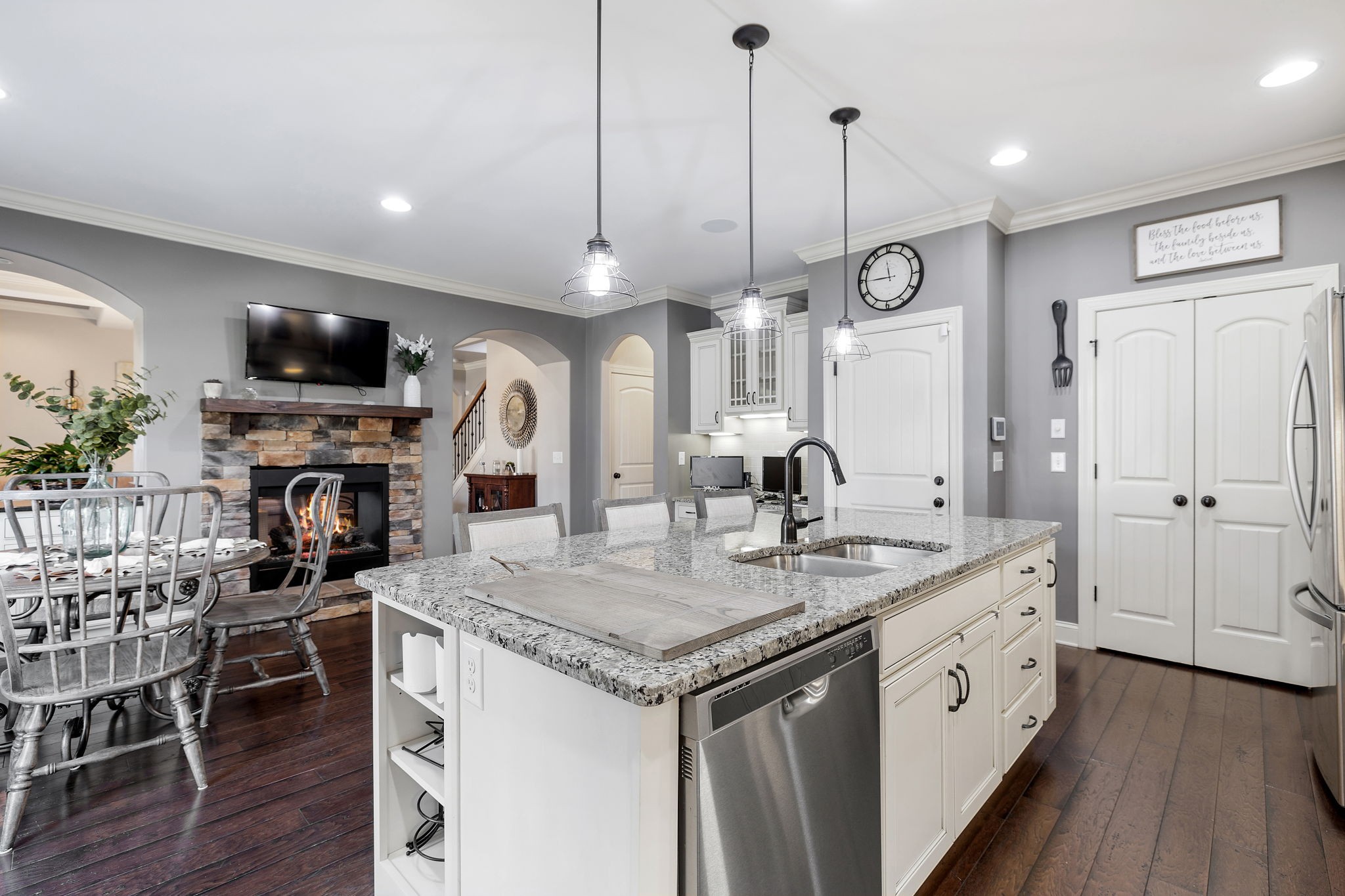 5166 Mountainbrook Cir