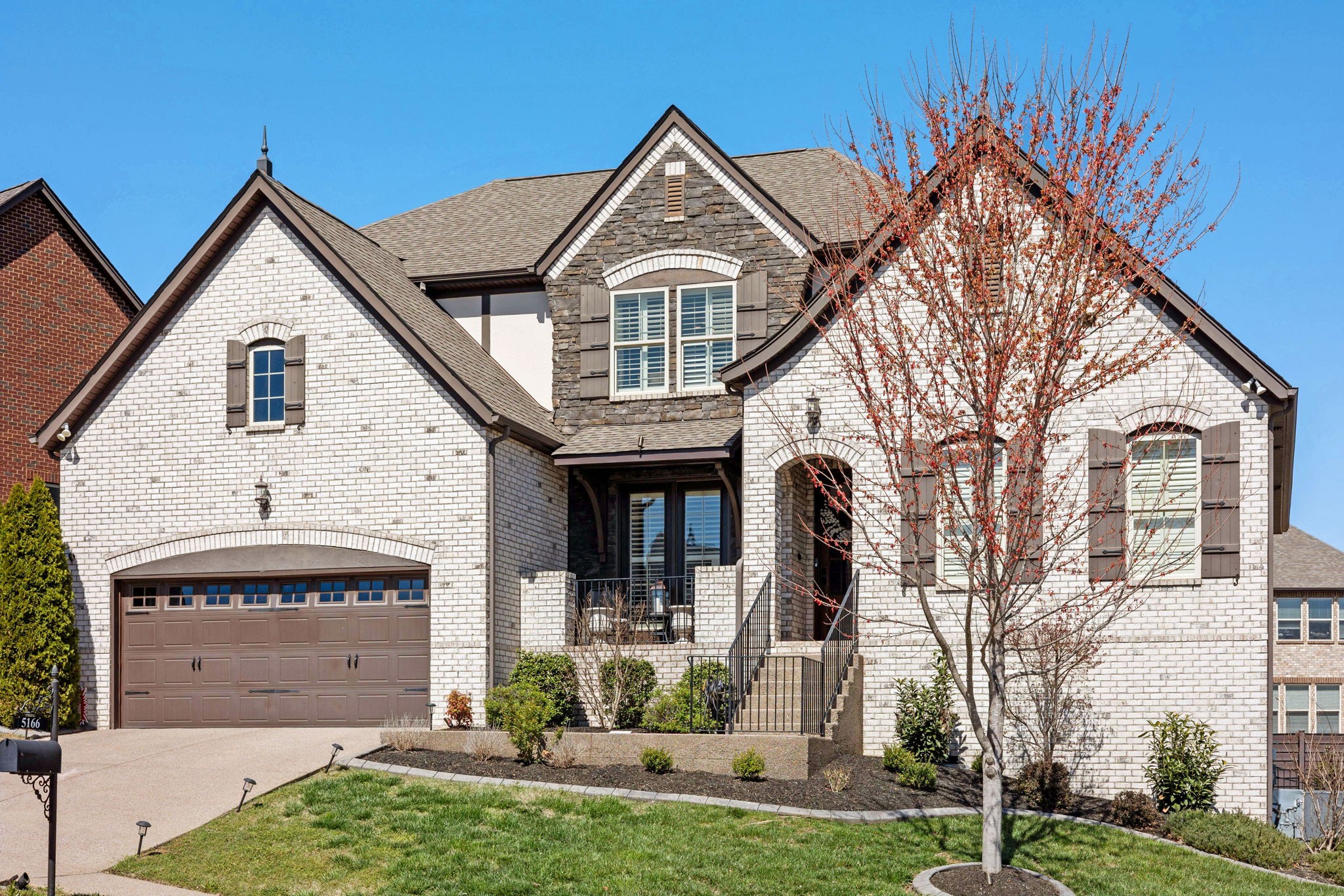 5166 Mountainbrook Cir