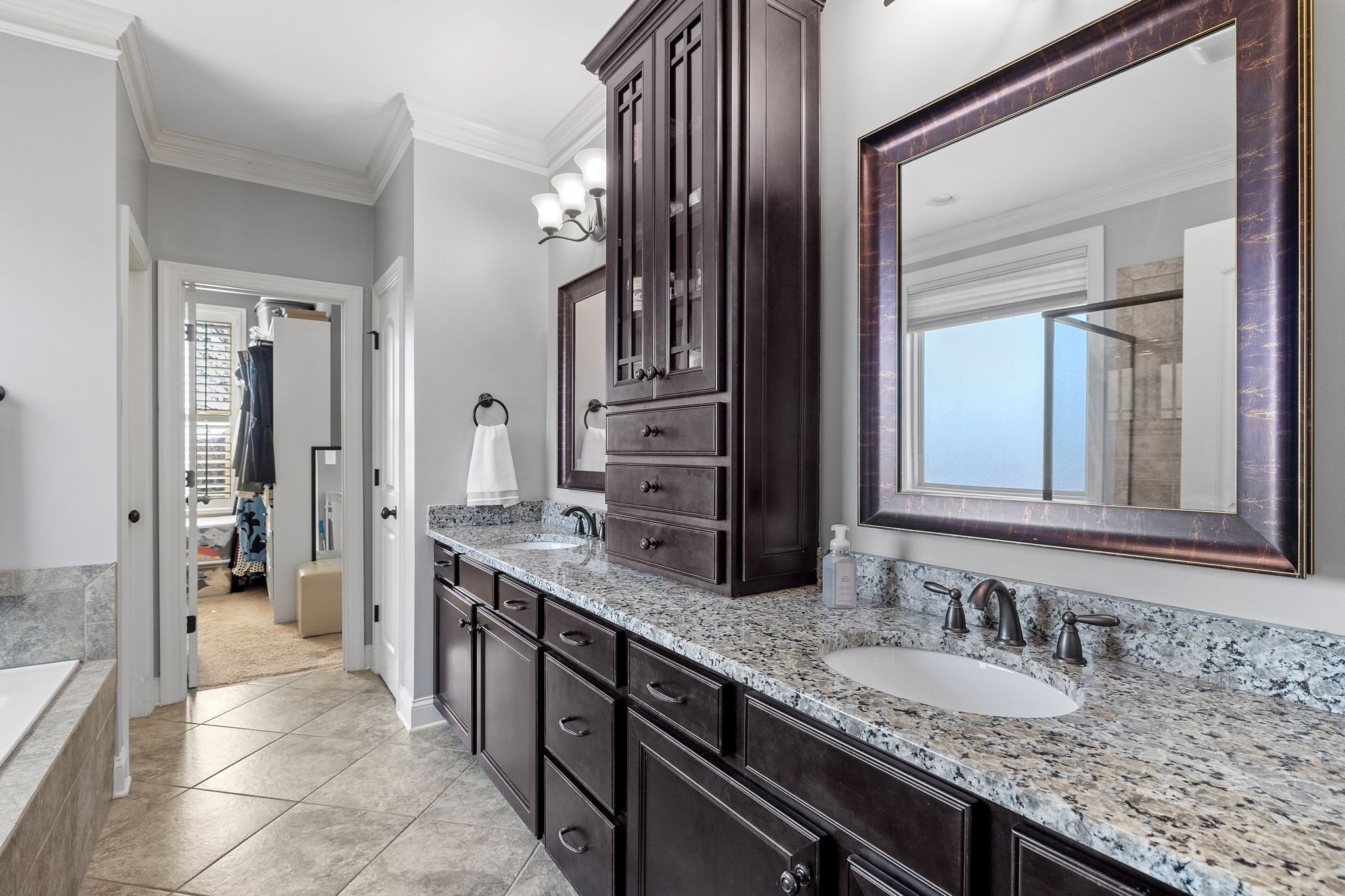 5166 Mountainbrook Cir