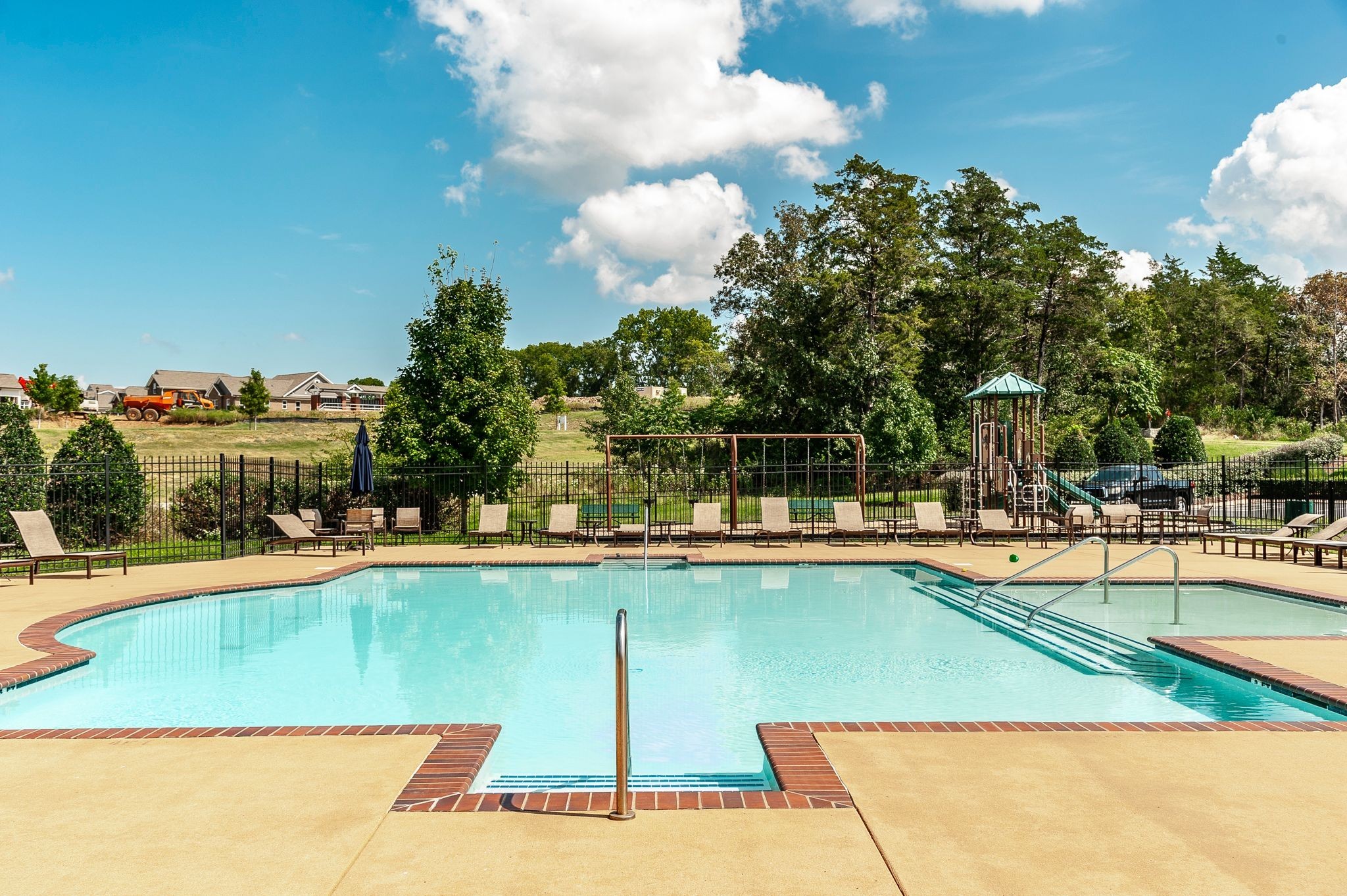 5166 Mountainbrook Cir