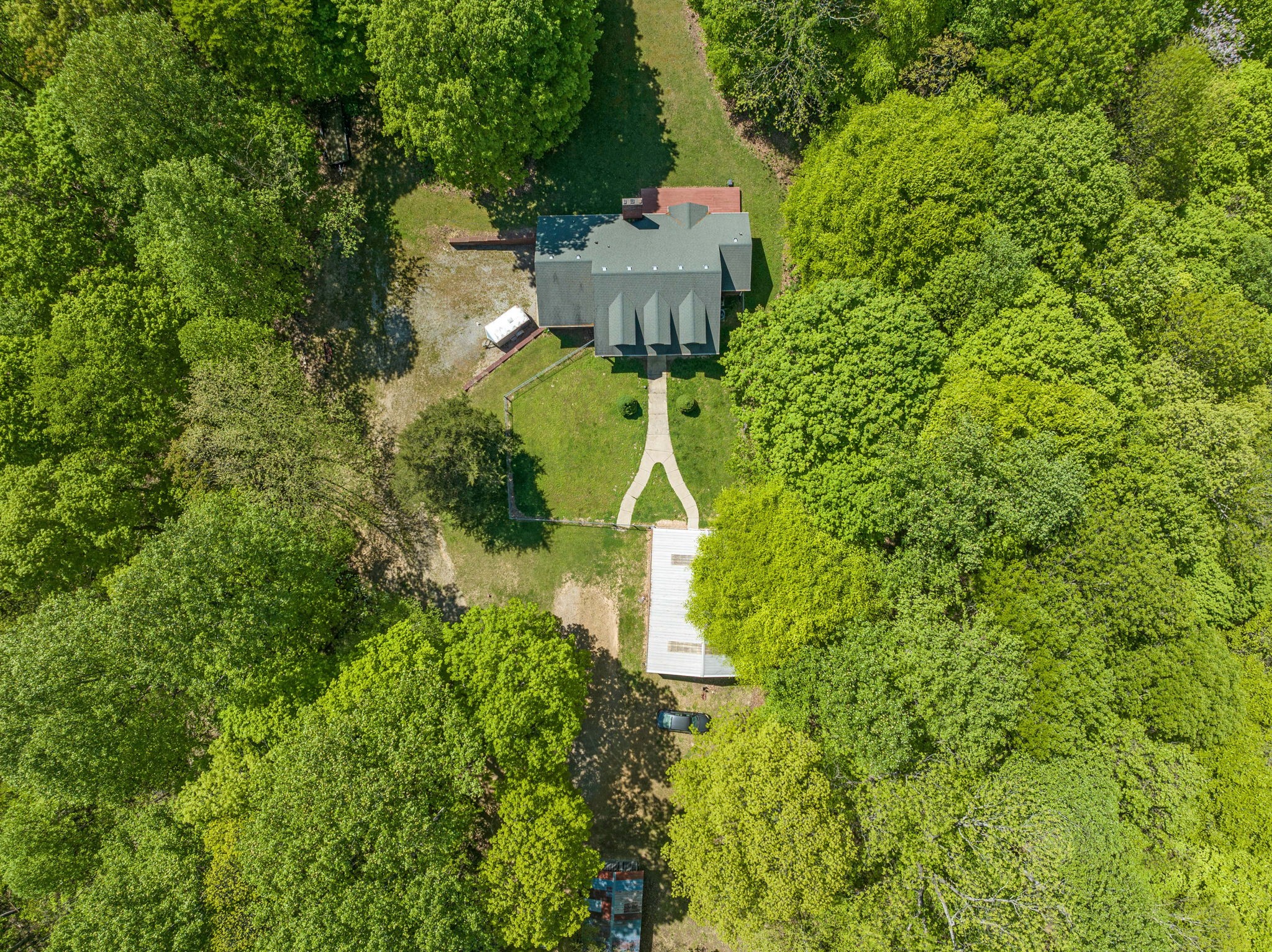 1062 Troutt Rd