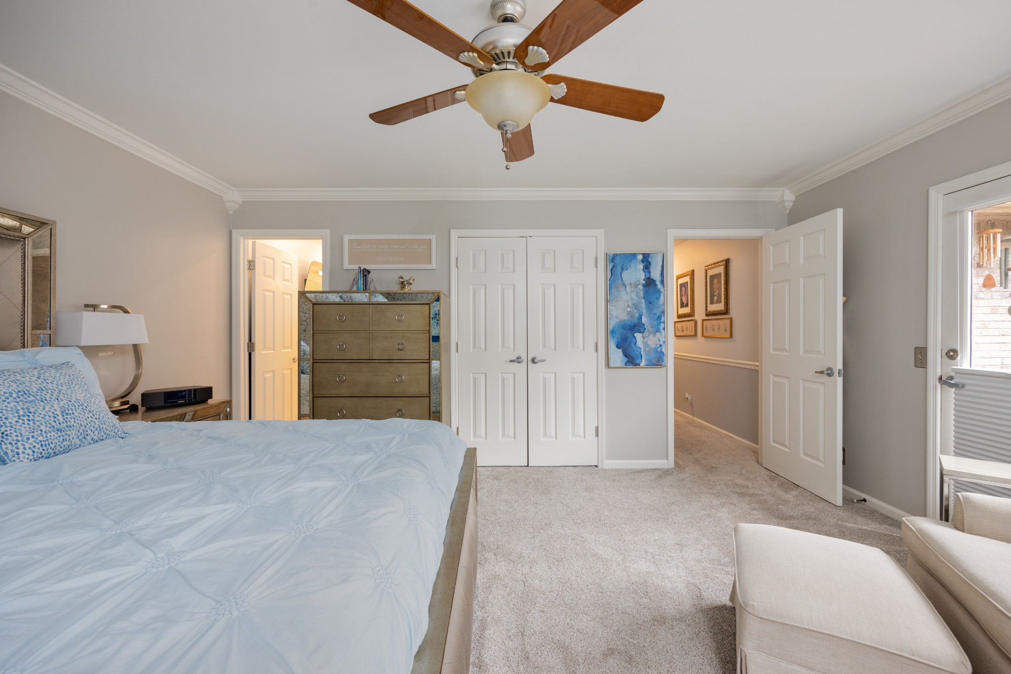 930 Graceland Ct