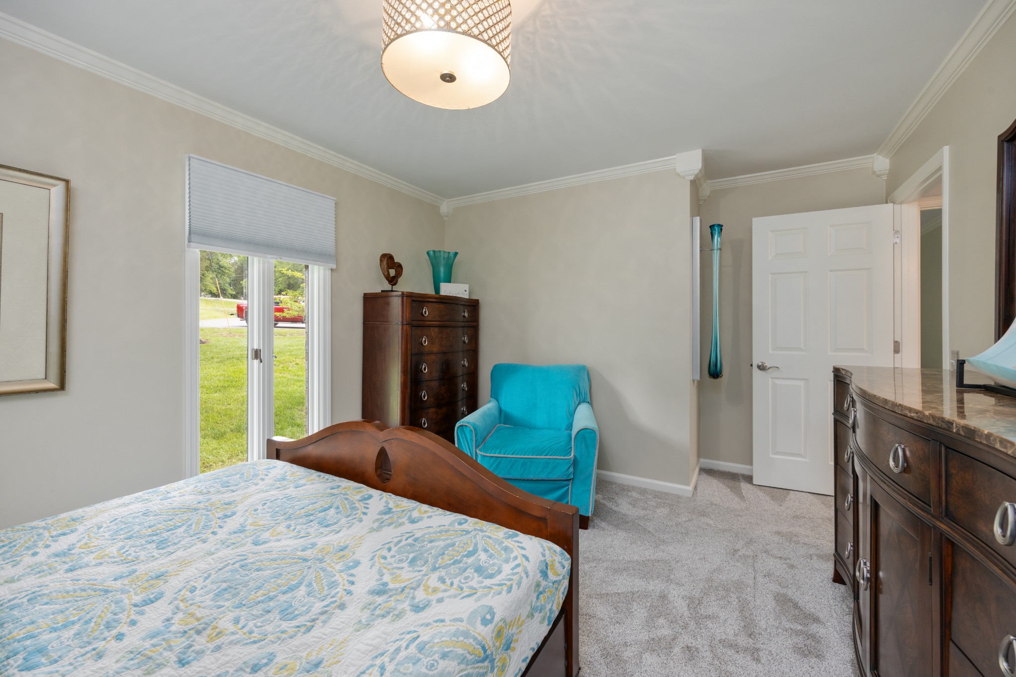 930 Graceland Ct