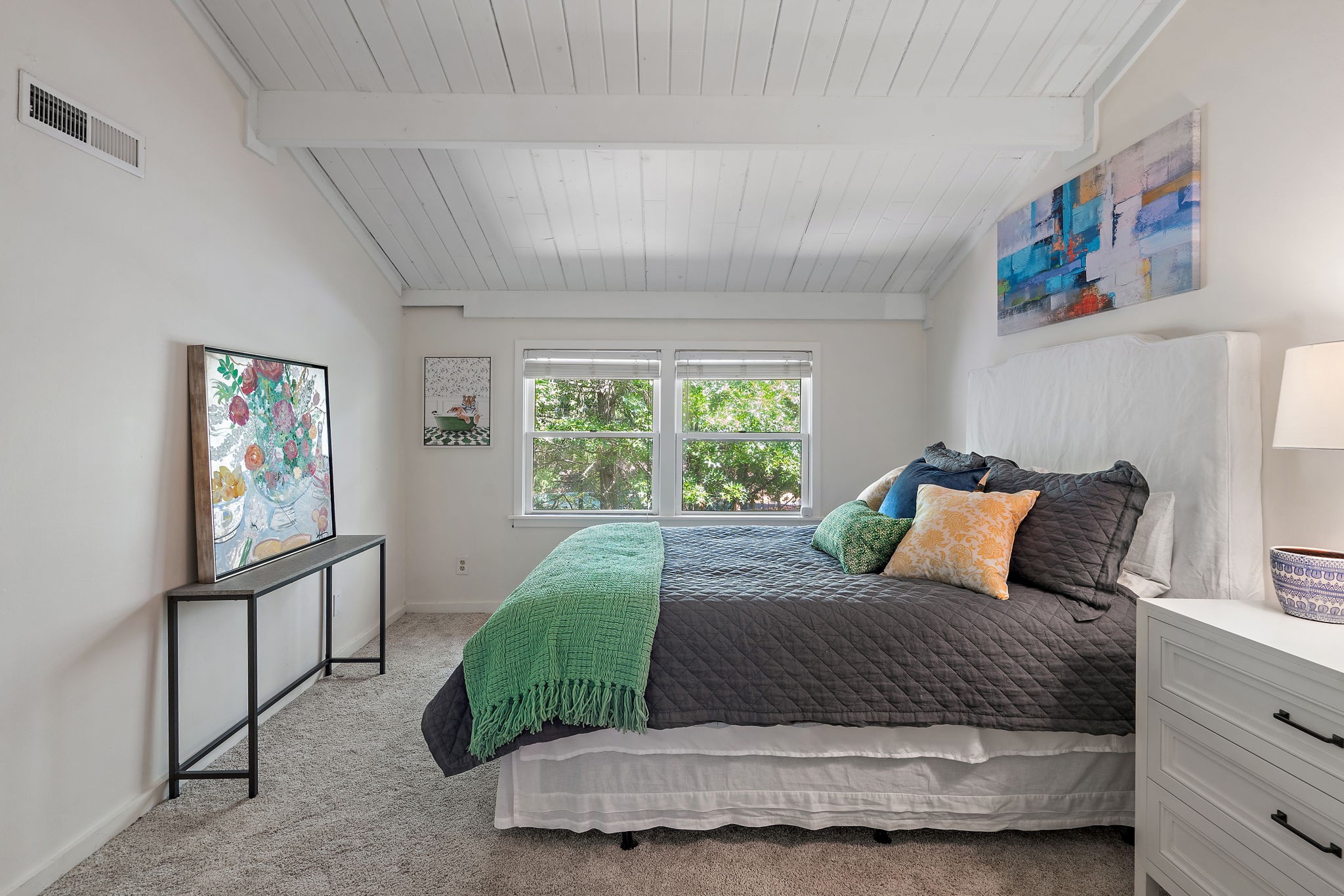 107 Holly Forest