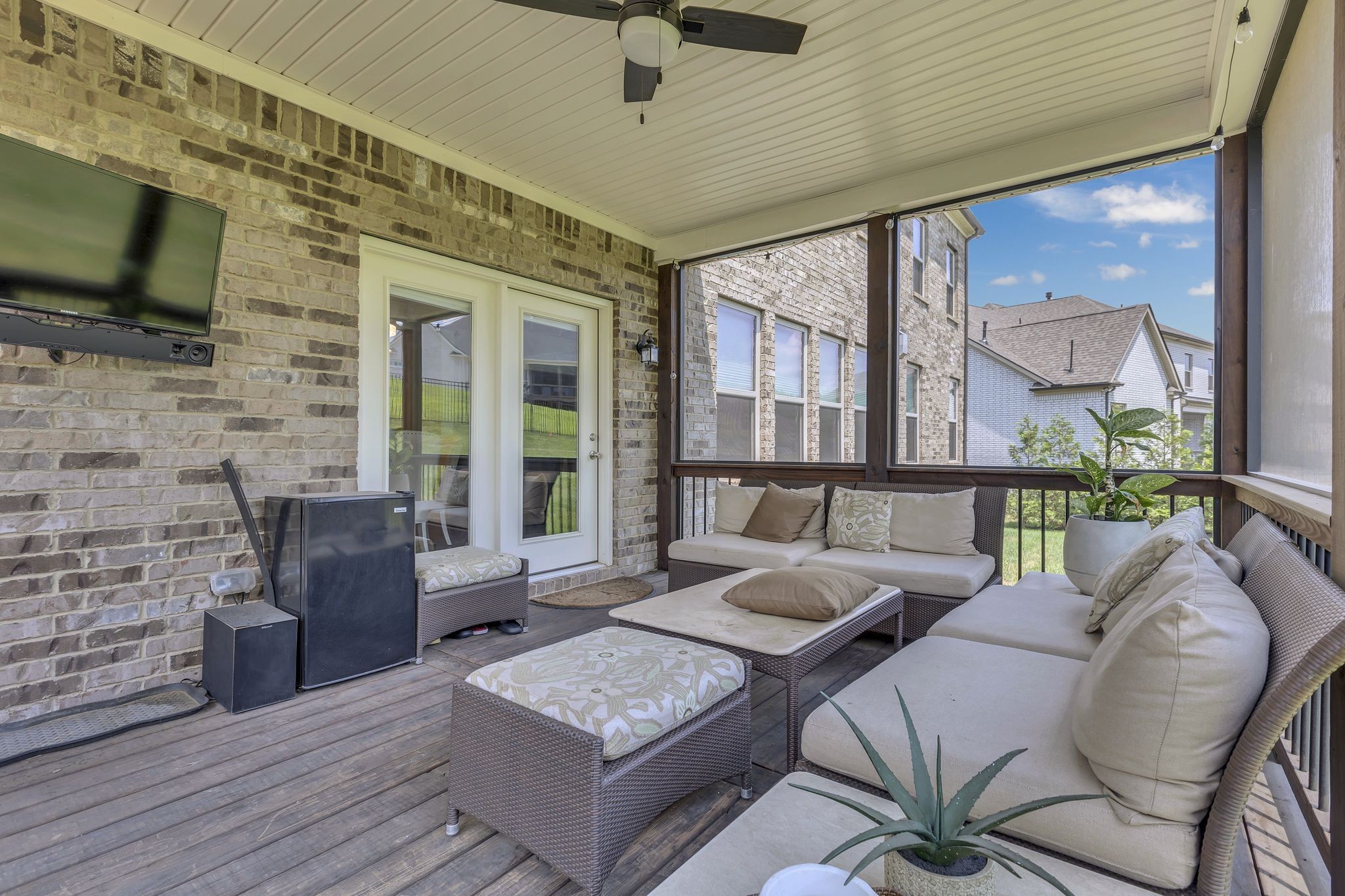 1013 Cumberland Valley Dr