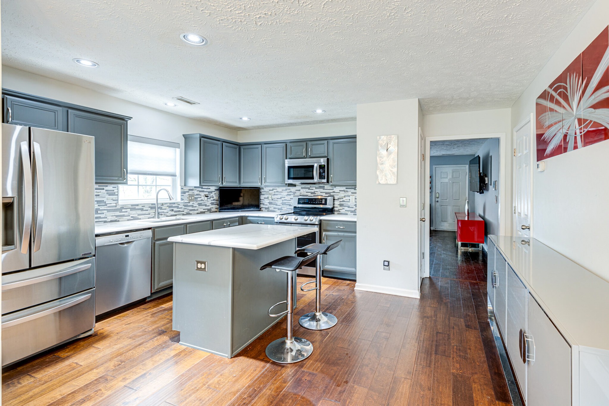 4064 Sequoia Trl