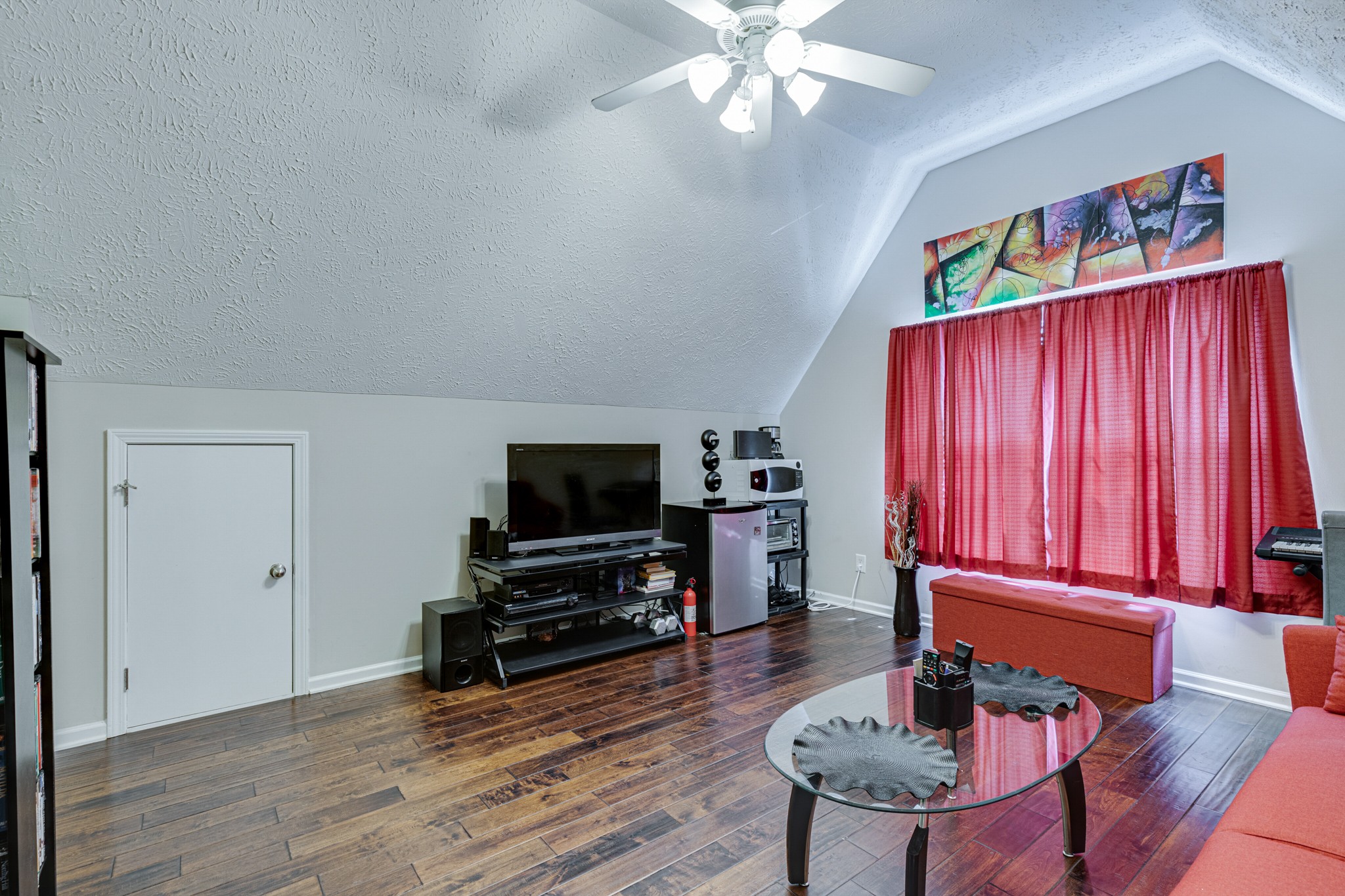 4064 Sequoia Trl