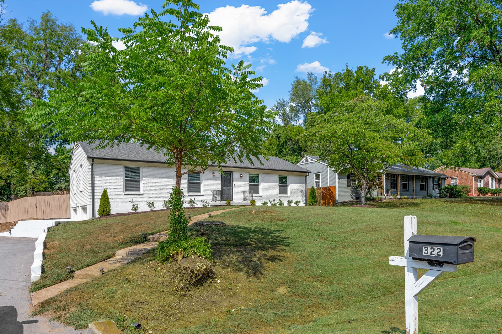 322 Lynn Dr