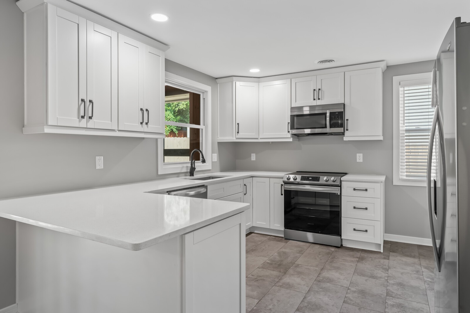 322 Lynn Dr