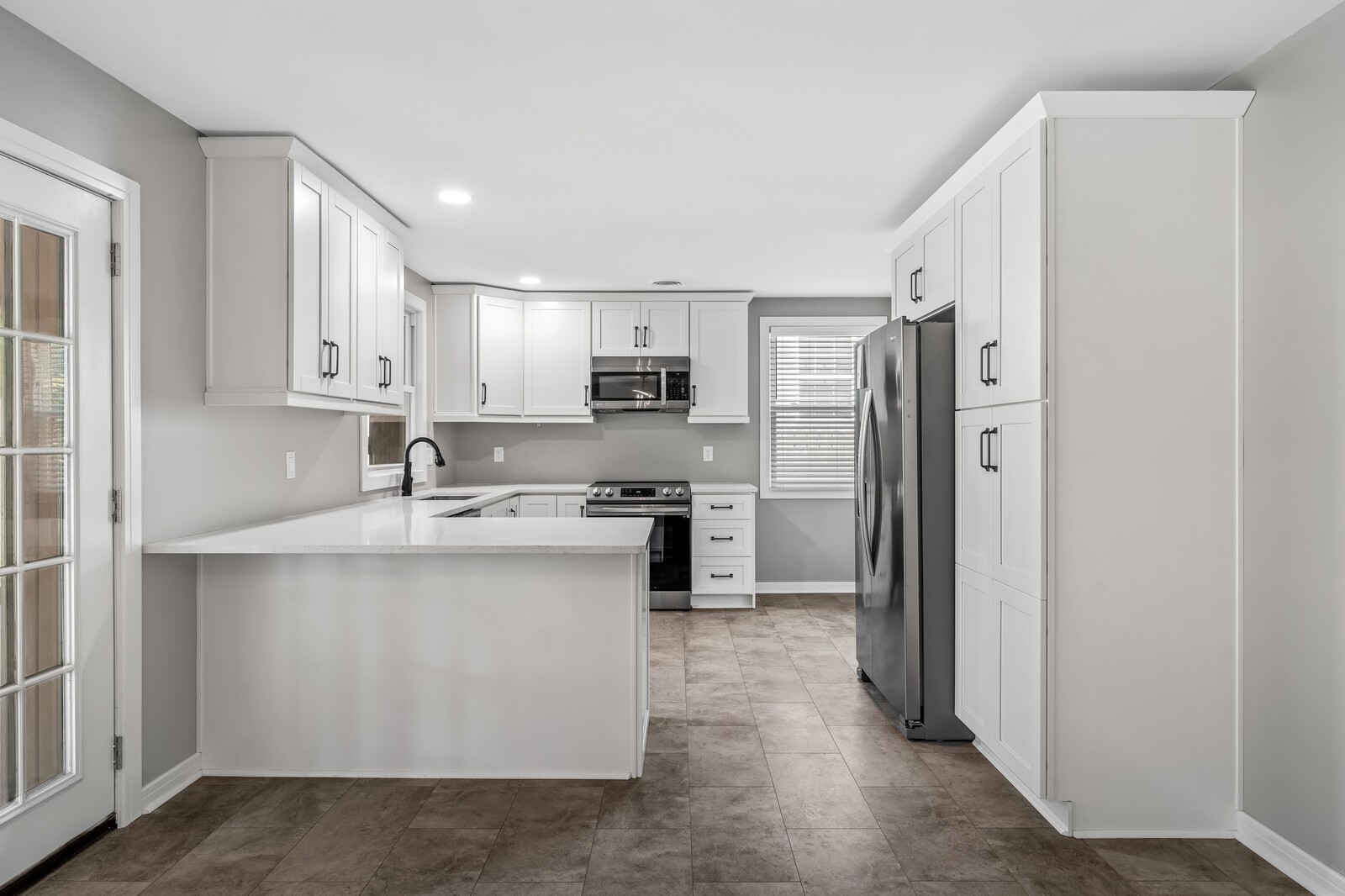 322 Lynn Dr