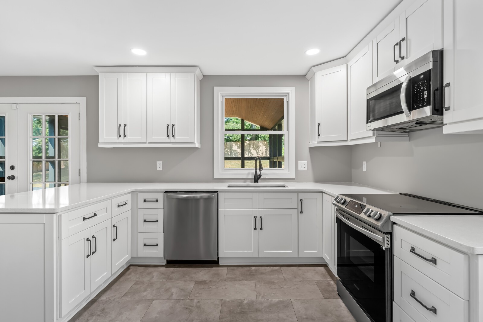 322 Lynn Dr