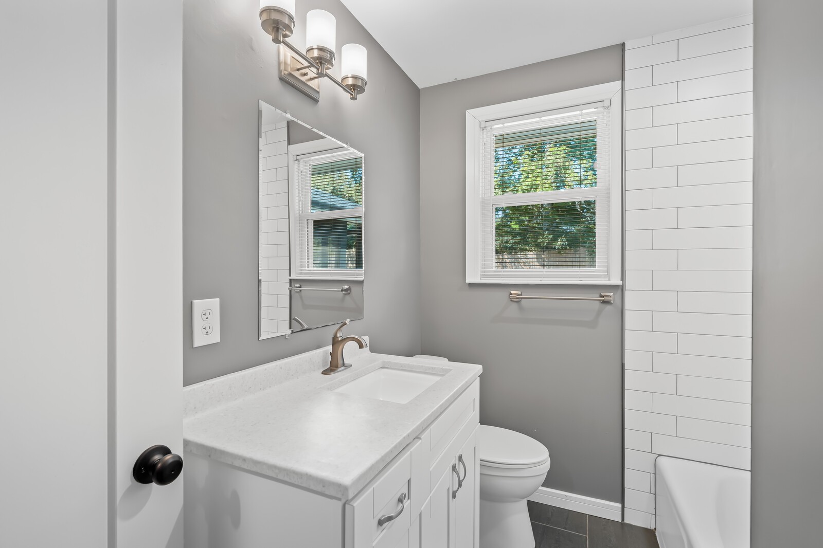 322 Lynn Dr